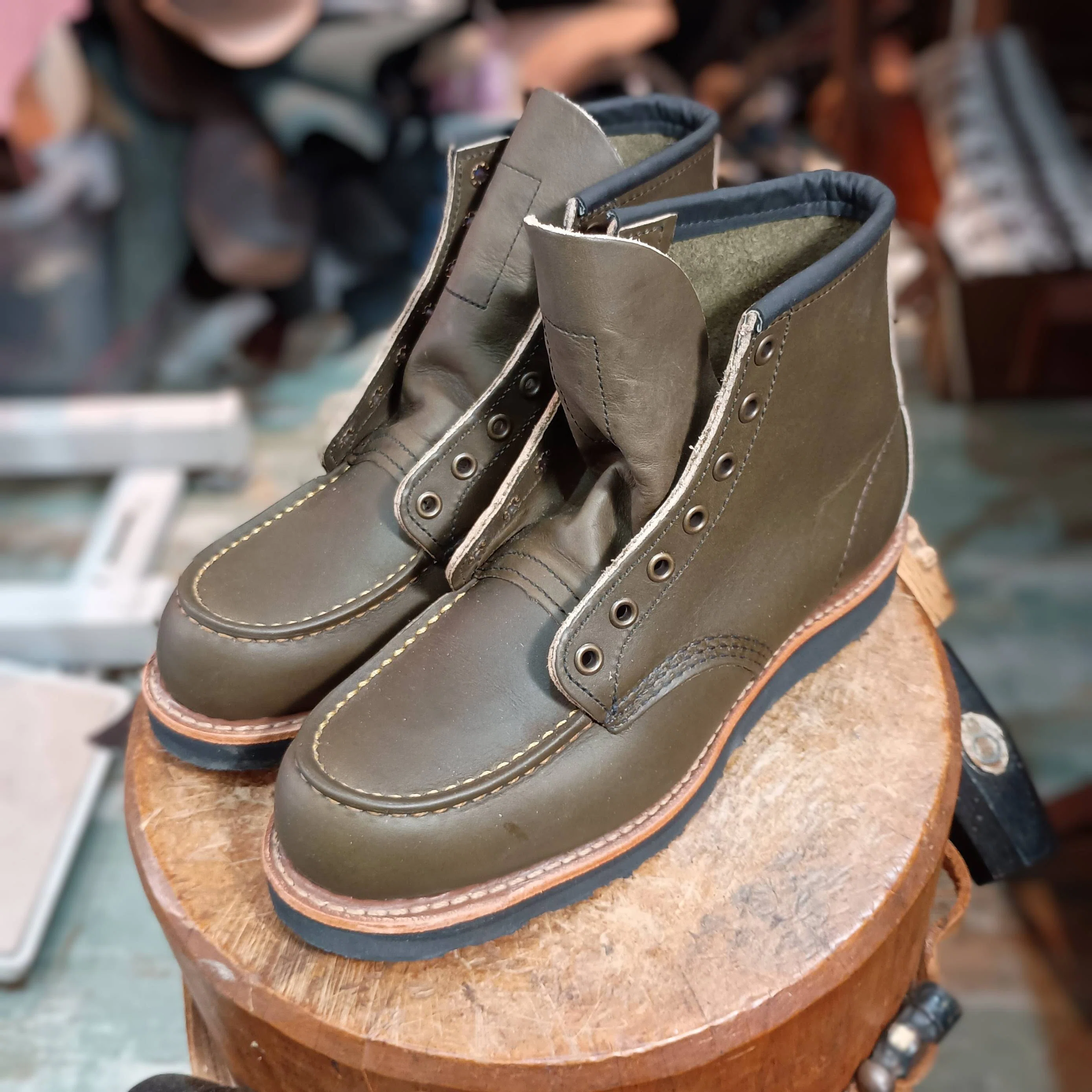 ハトメからスピードフックに交換】Red Wing×2足（#9016・#8828）｜CREA