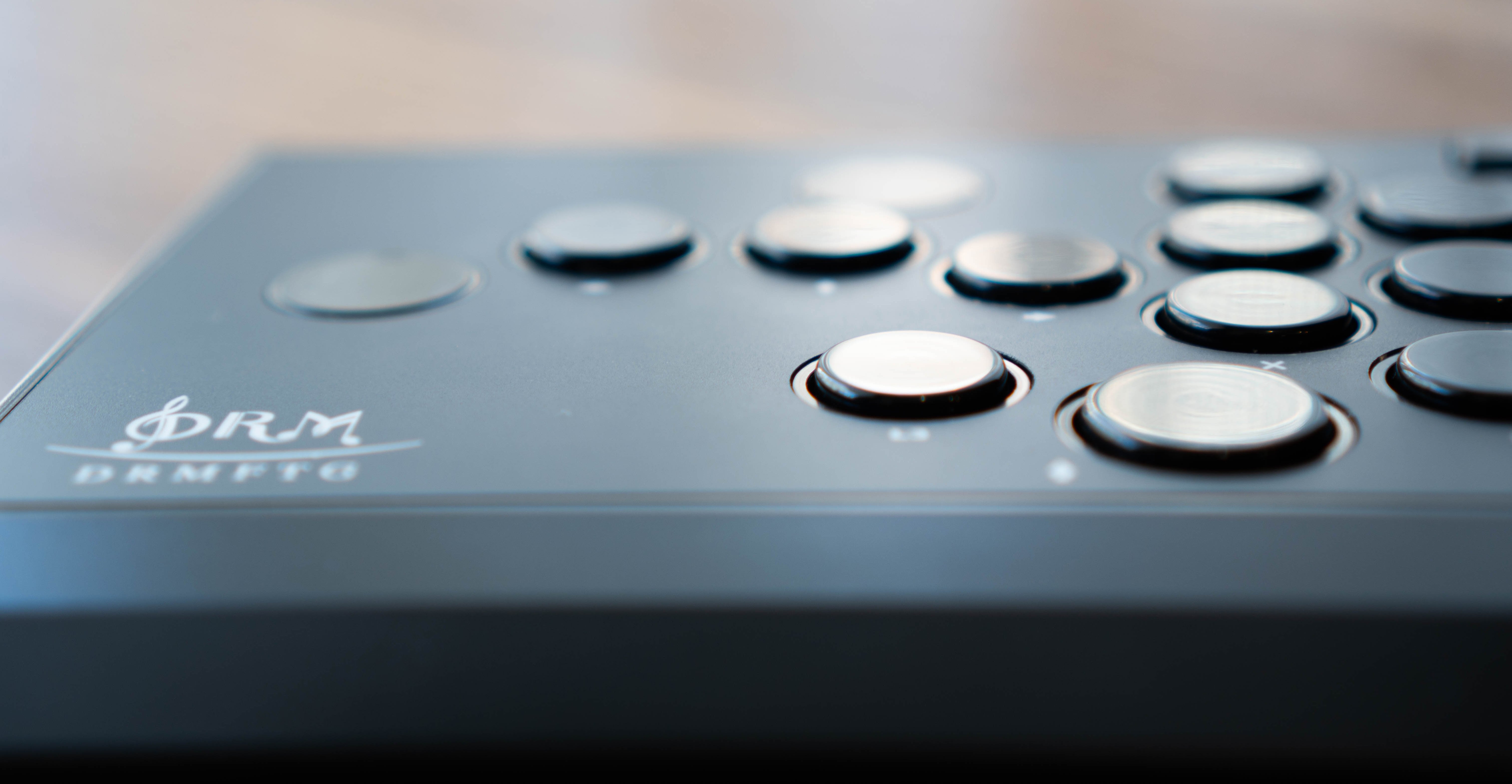 PS5でアケコンとレバーレスを使ってみた【2】：DRMFTG DRM Slim編