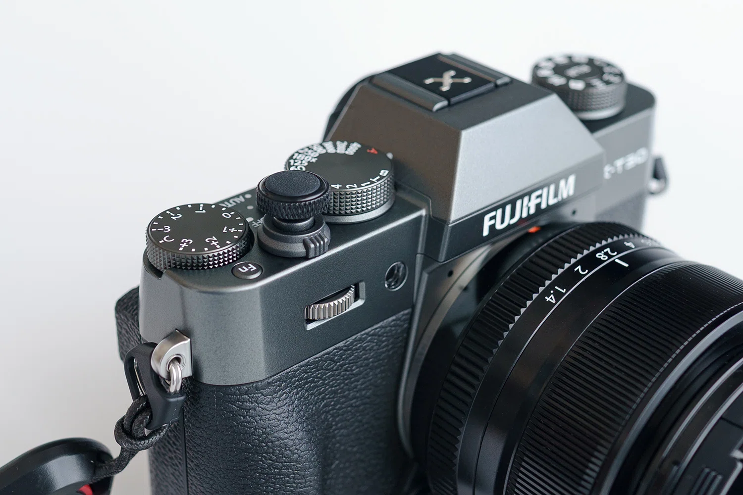X-T30IIIと一緒に揃えたアクセサリー＆周辺グッズ｜ポメちゃん