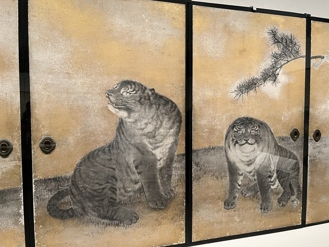 2025年美術展 感想 (10月)：黒き猫・応挙の虎図｜memeko
