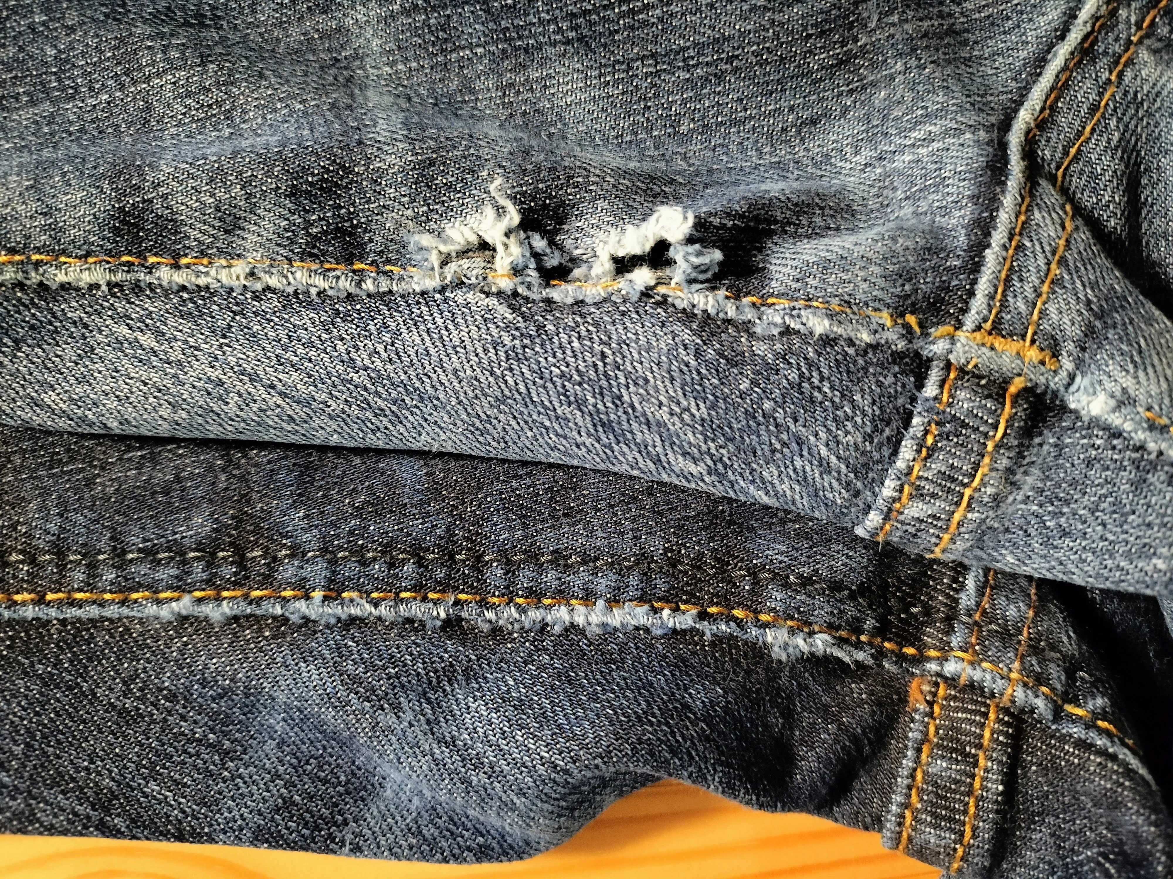 購入してから2年後に気がついたEDWIN 503の仕様変更の落胆と、修理か