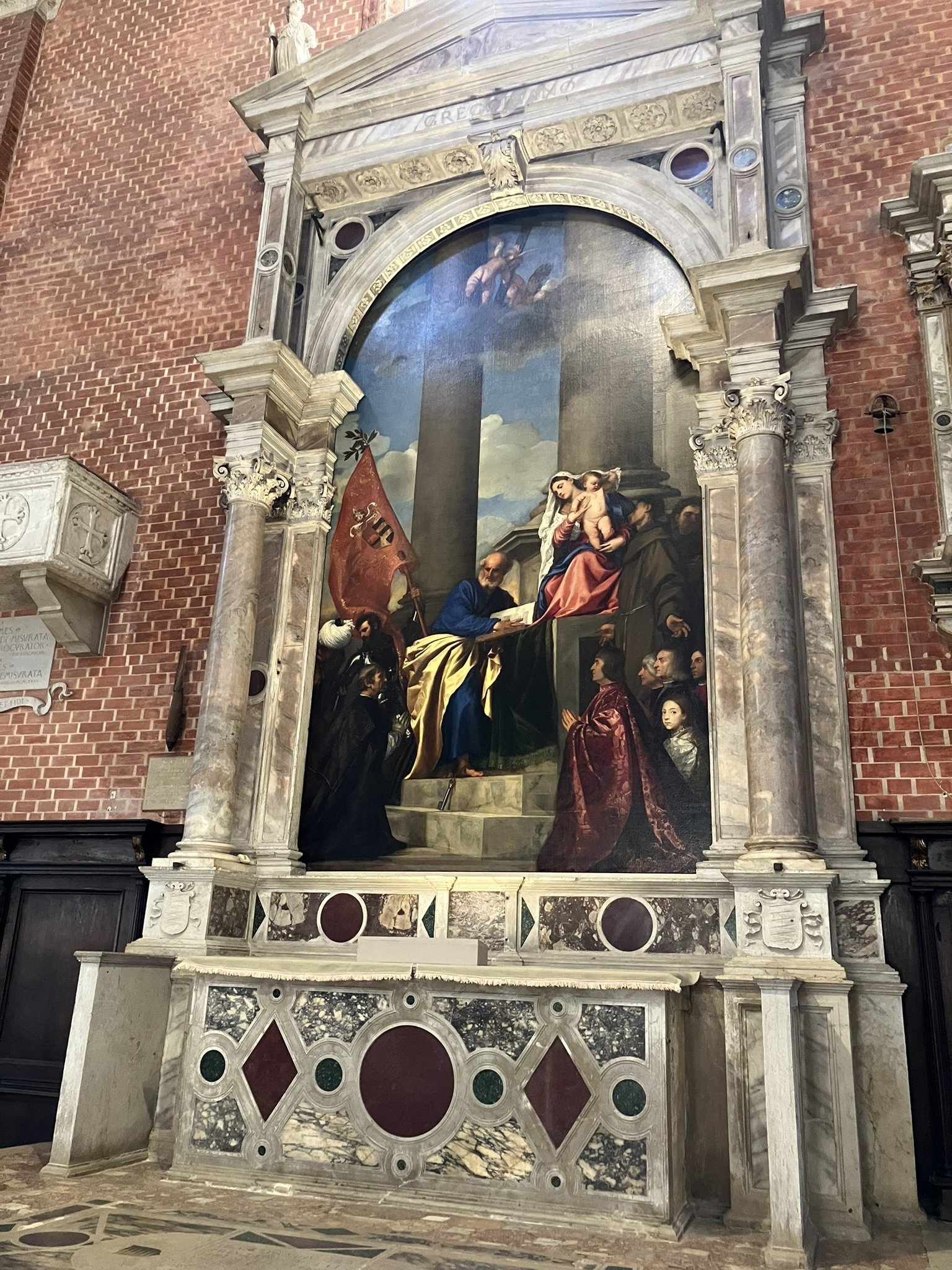 美術と旅の記憶──海の都ヴェネツィアへ① 心とろける「フラーリ教会