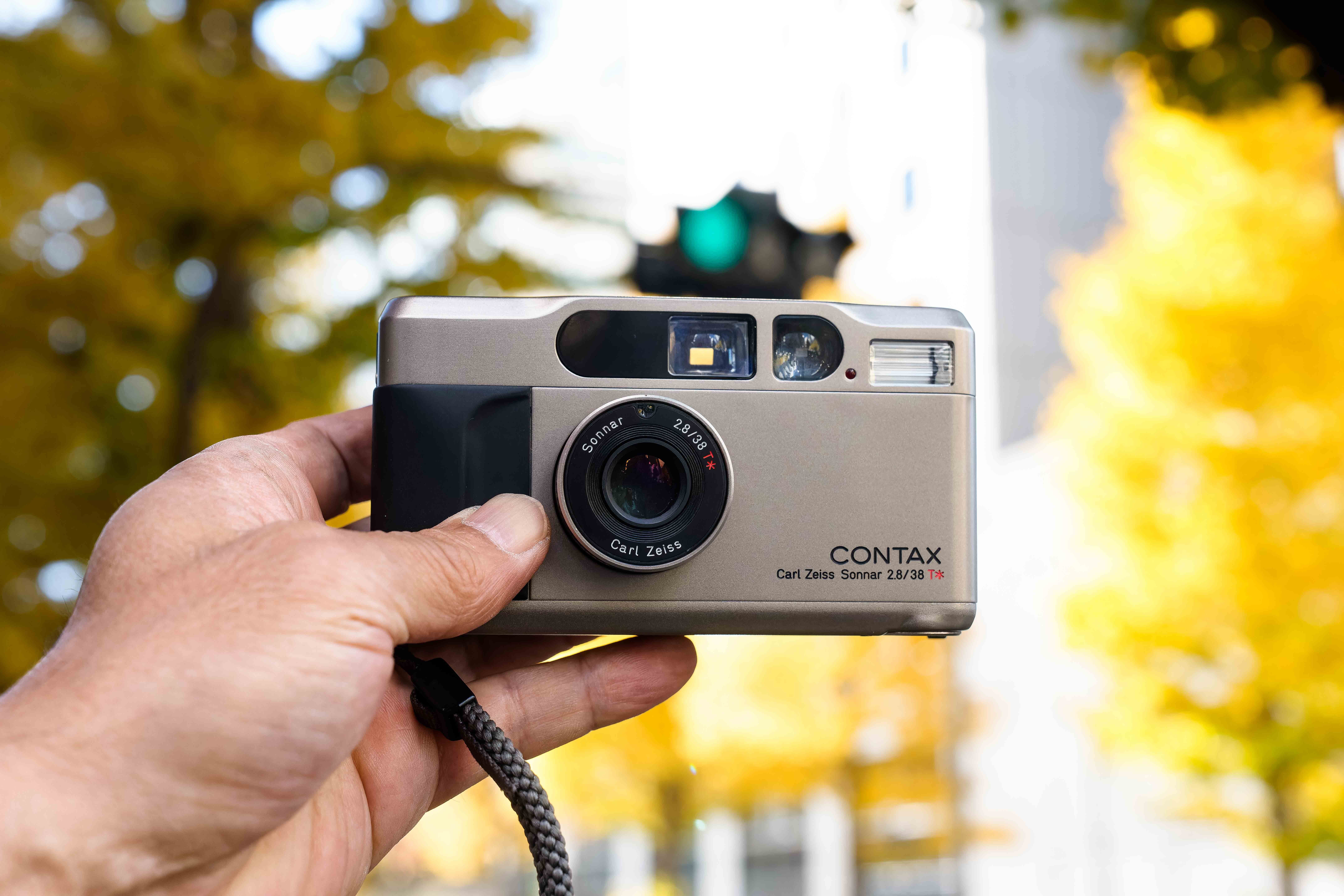 ⭐︎小太郎⭐︎ CONTAX T2 CONTAX T2と KODAK GOLD 200 filmで1990年代に戻ってみる｜tackphoto