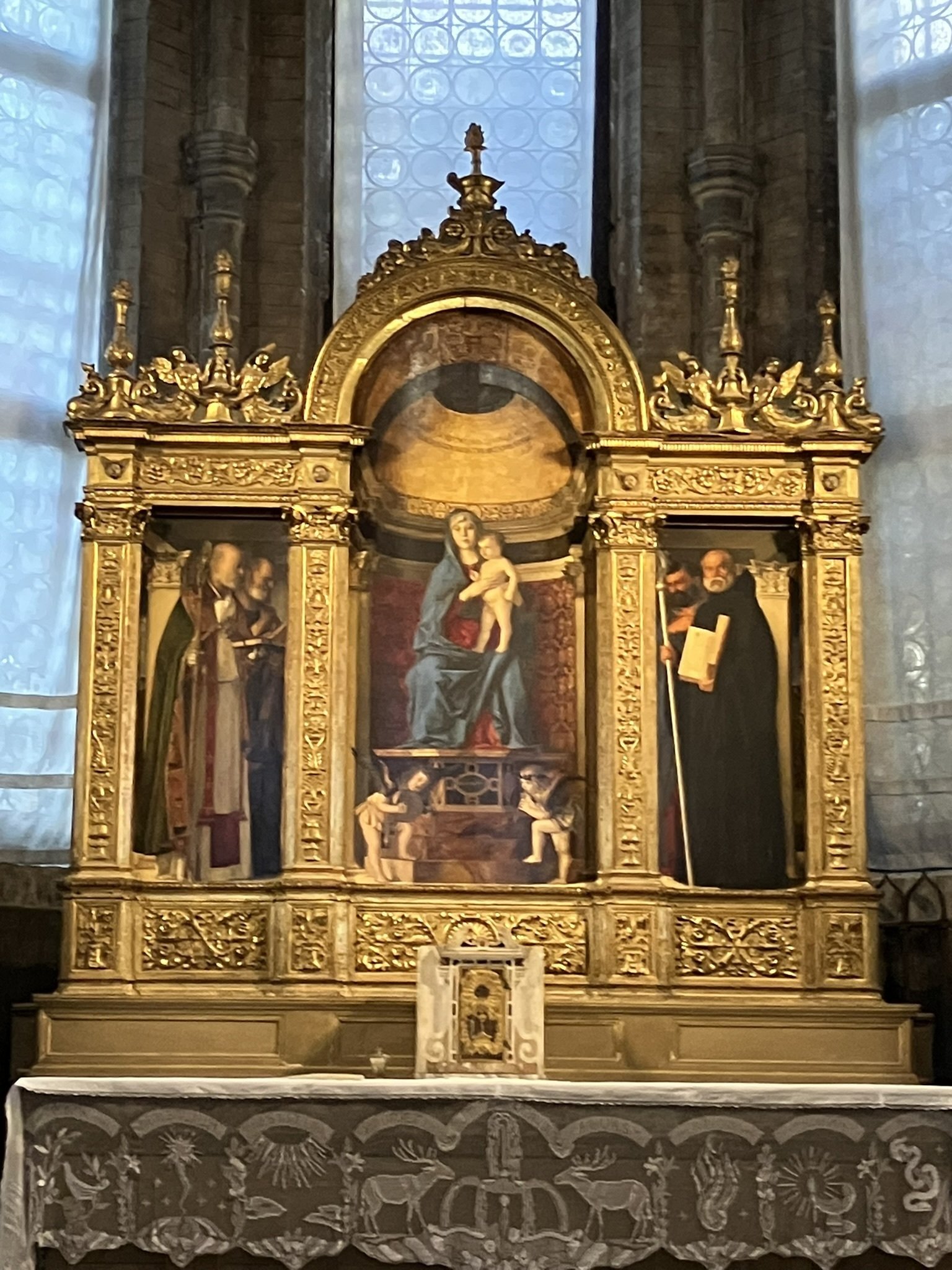 美術と旅の記憶──海の都ヴェネツィアへ① 心とろける「フラーリ教会