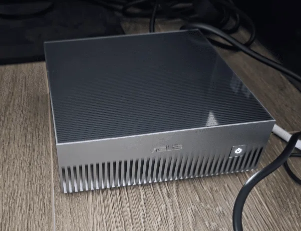 DGX Spark互換機(ASUS Ascent GX10)買いました｜ケルベロスAI情報局