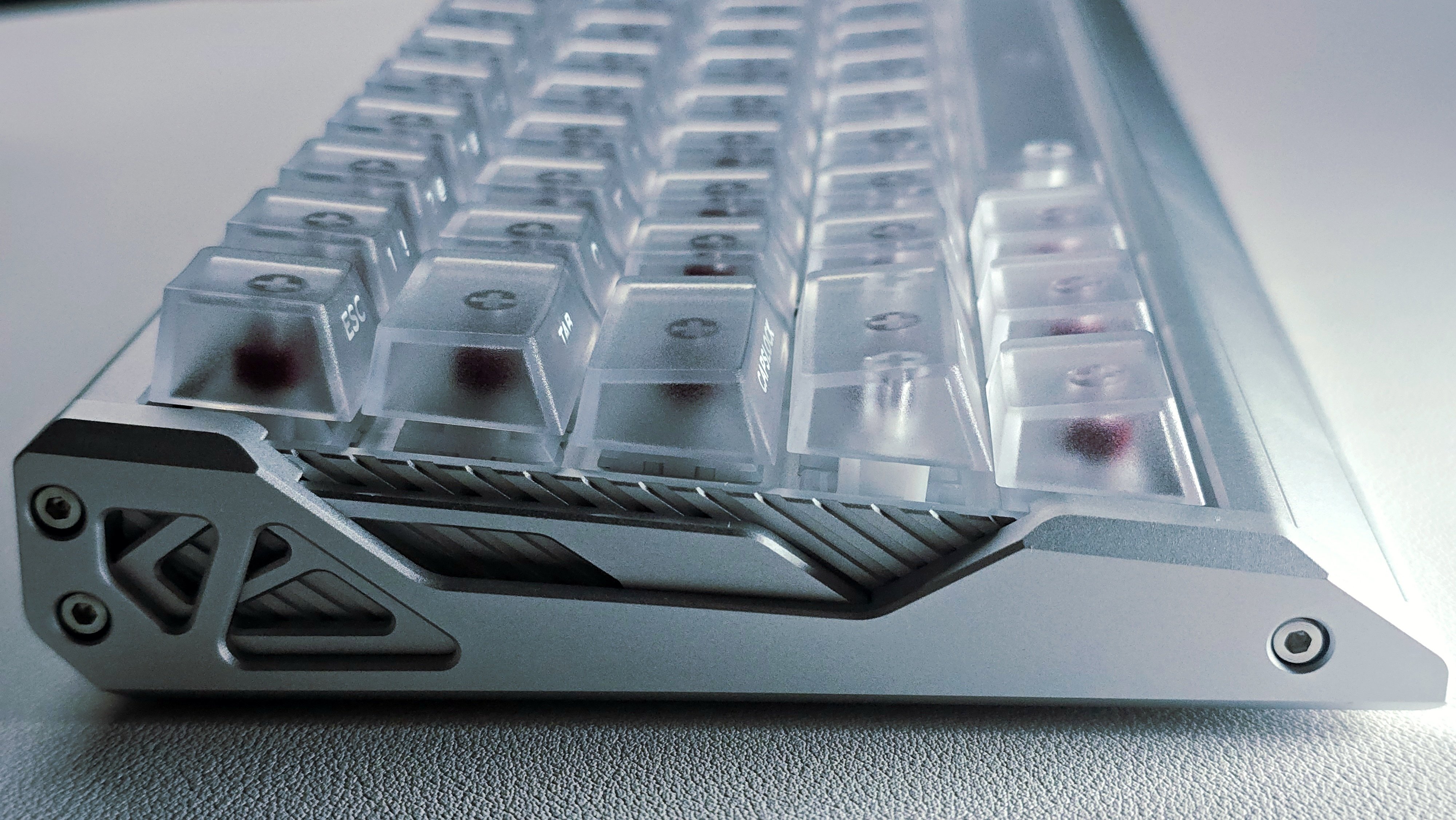 キーボード Iqunix EV63 Amazon | IQUNIX EV63 60% マグネット式ゲーミングキーボード シルバー