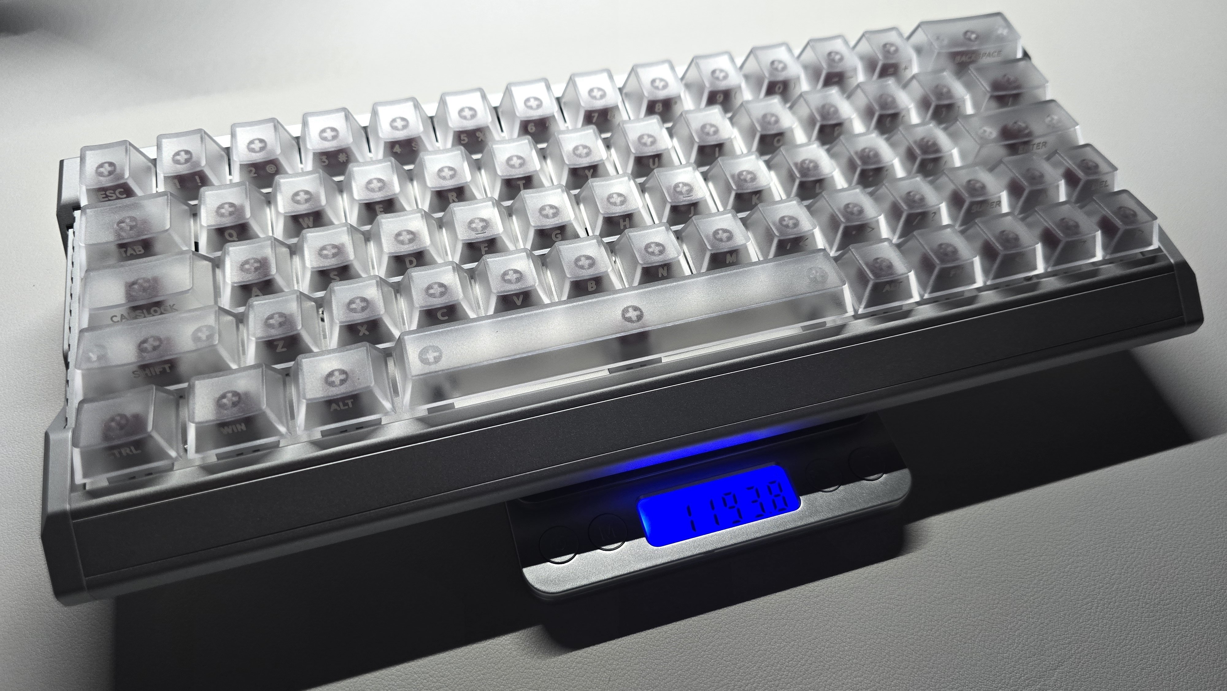 PR】IQUNIX EV63 提供レビュー｜しじま アオ