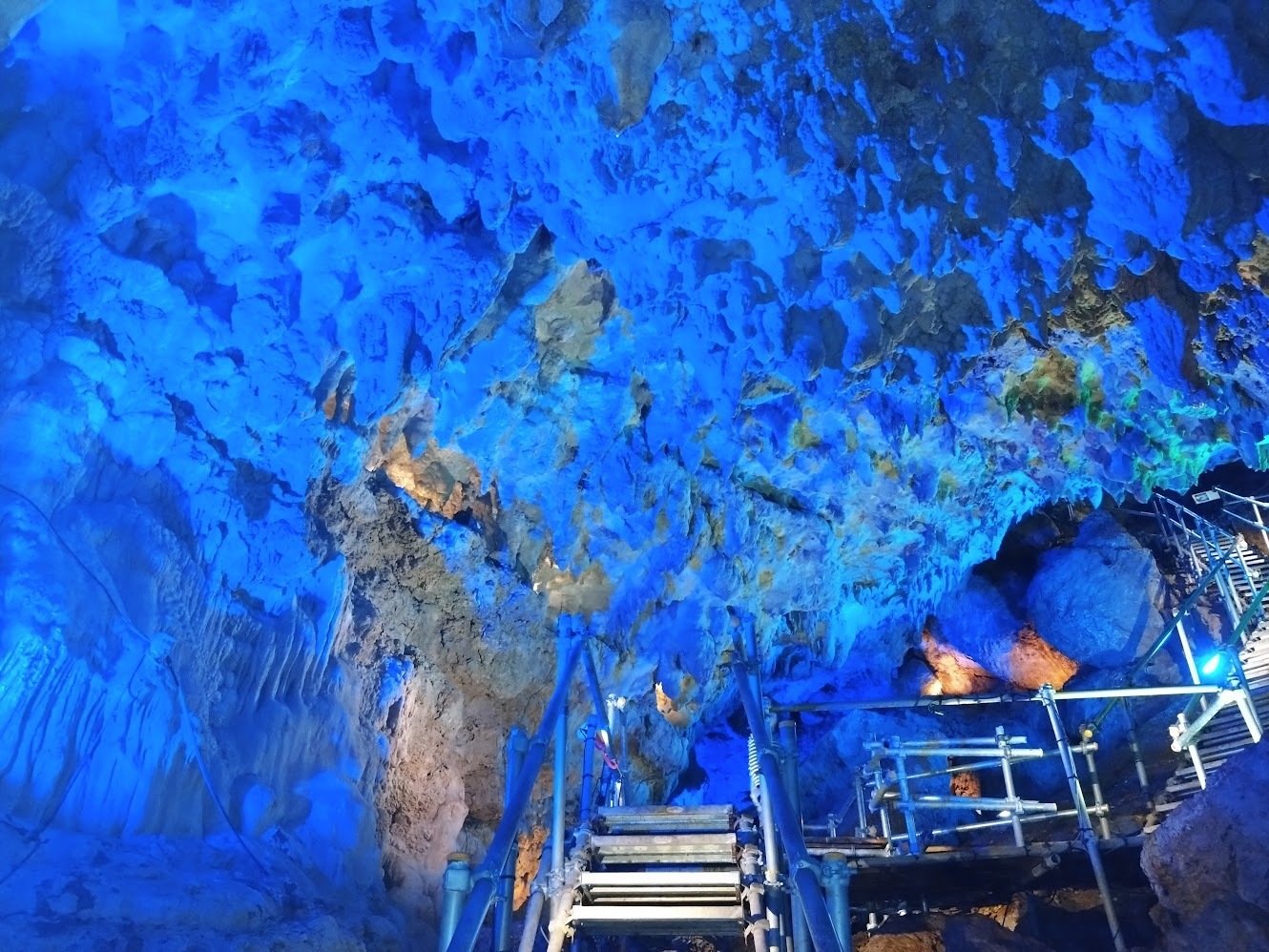 孫と沖縄へレッツゴー⑦」（CAVE OKINAWA）｜ryuko