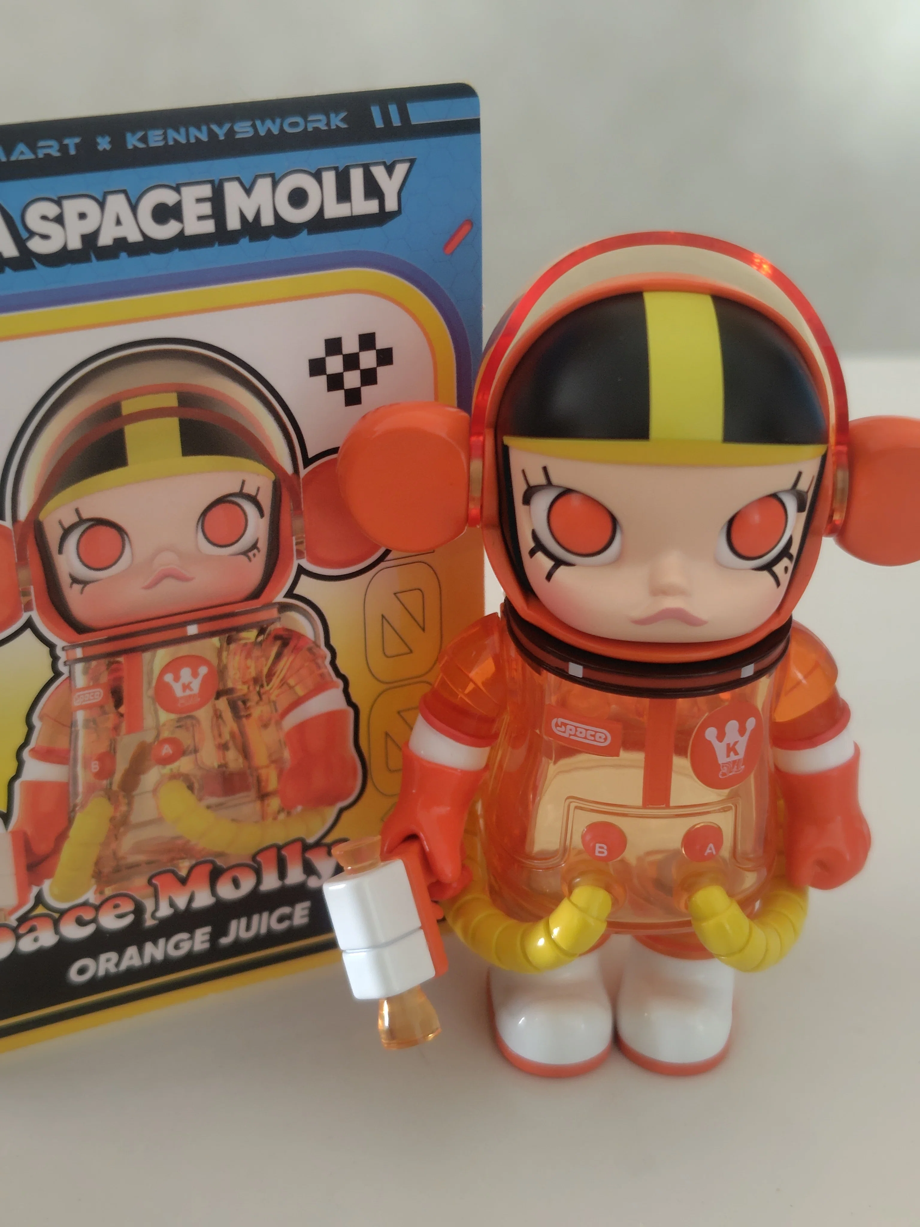 開封品 MOLLY ソフビ SPACE MOLLYシリーズ4を2個開封！重さ測定＆結果公開｜カリとコリー