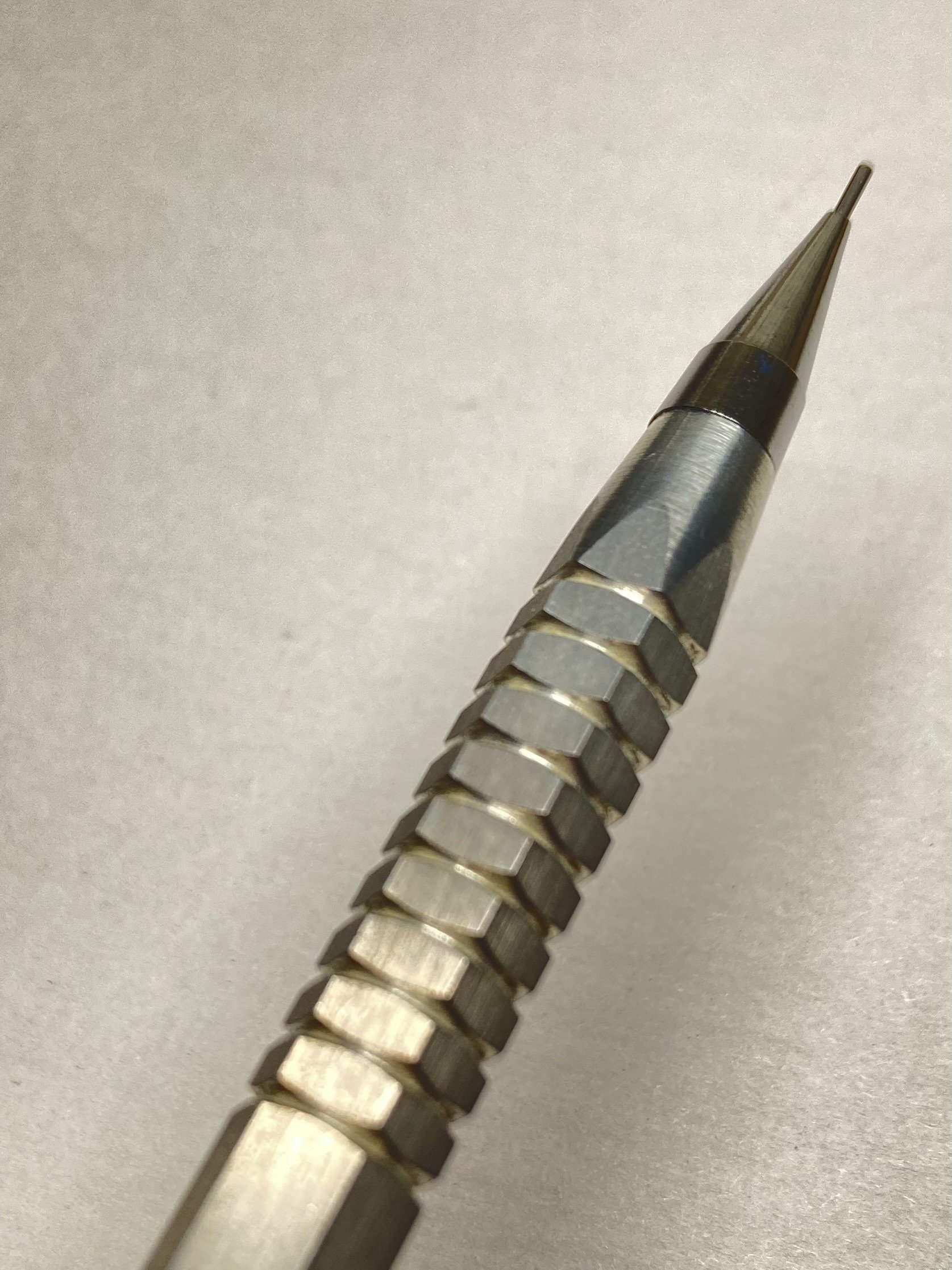 文房具紹介③】廣瀬鐵筆堂 カスタムPG5・アルミ六角軸｜結雨（orbit）