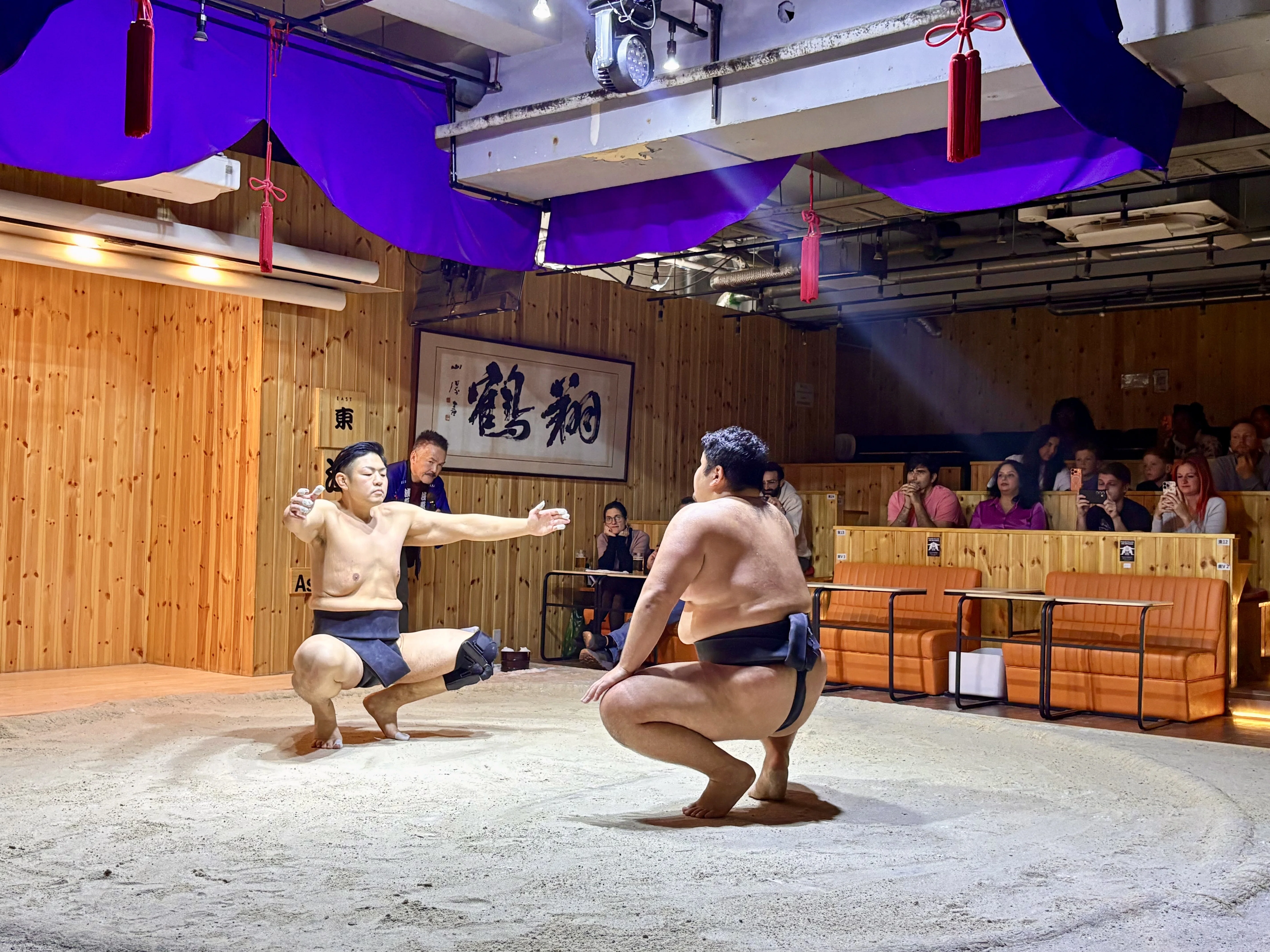 ちゃんこ鍋食べながら英語で相撲!? 日本文化を“外国人視点”で味わって