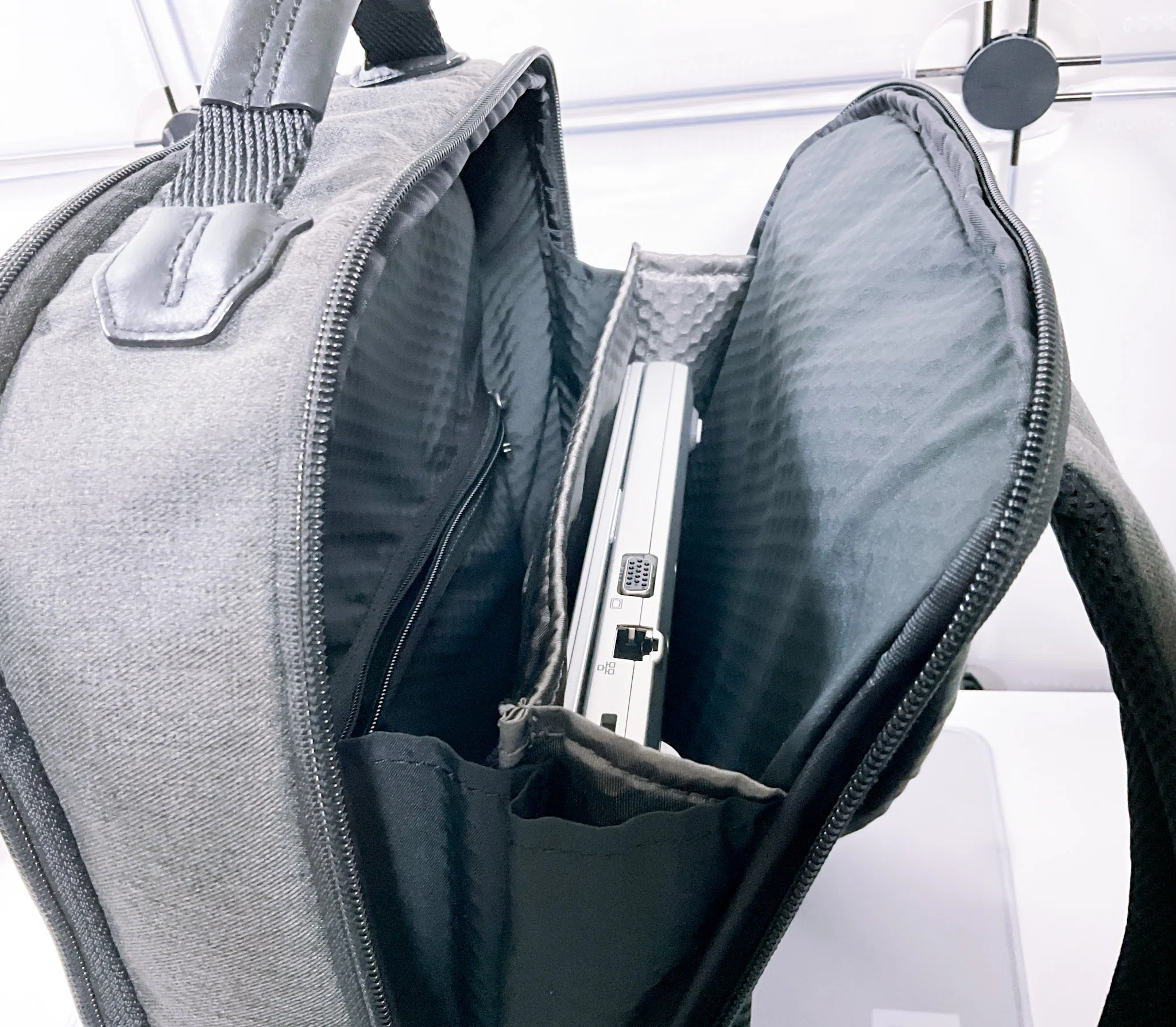 TUMI】「デイヴィス」バックパック【レビュー】｜MtOjiisan