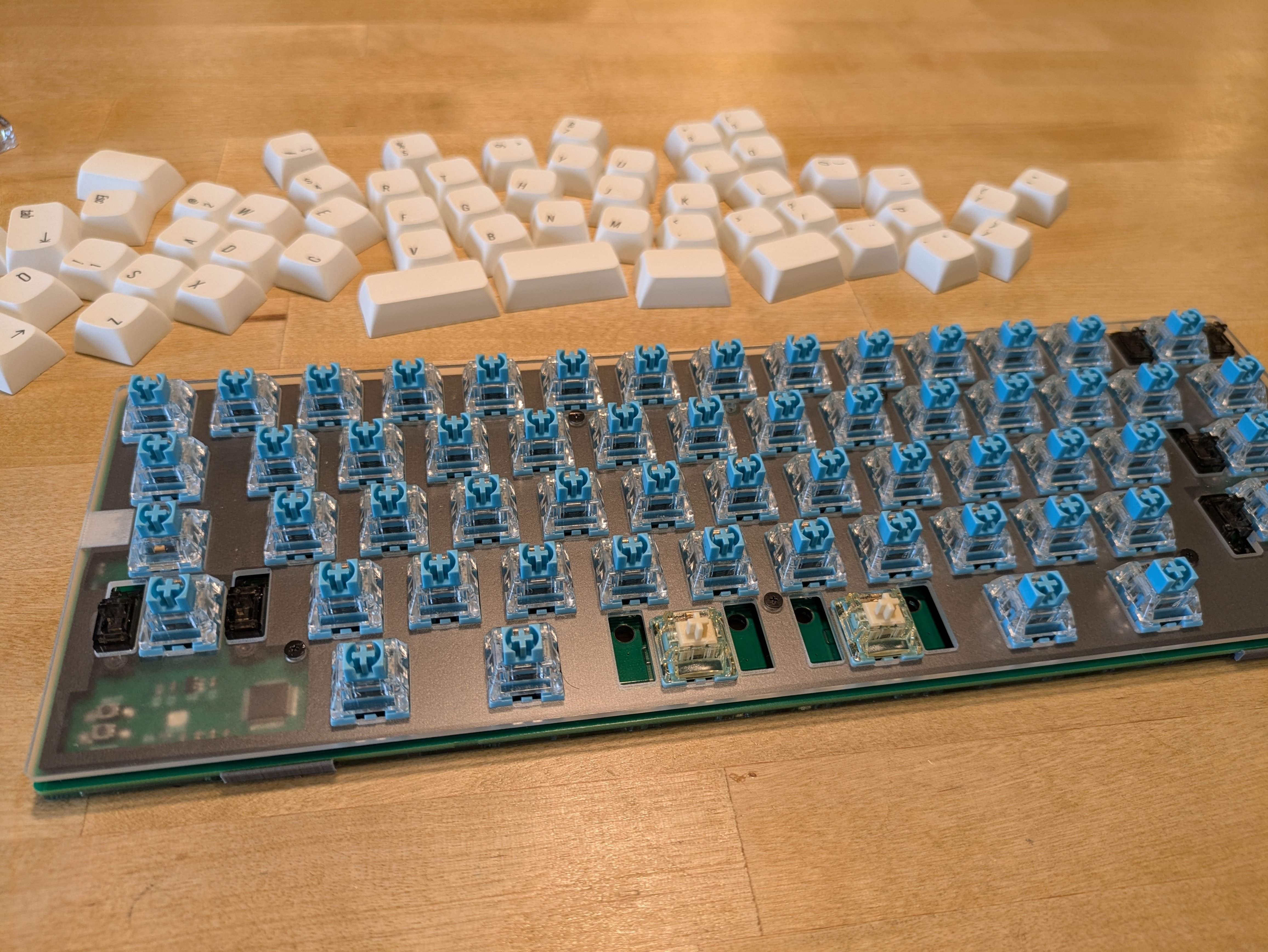 2025年の入力デバイス｜84ix