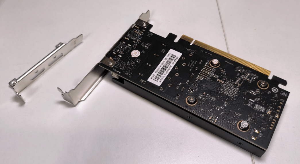 中華の…とまではいかないが】ノート用RTX A2000 8G 1スログラボがWinで