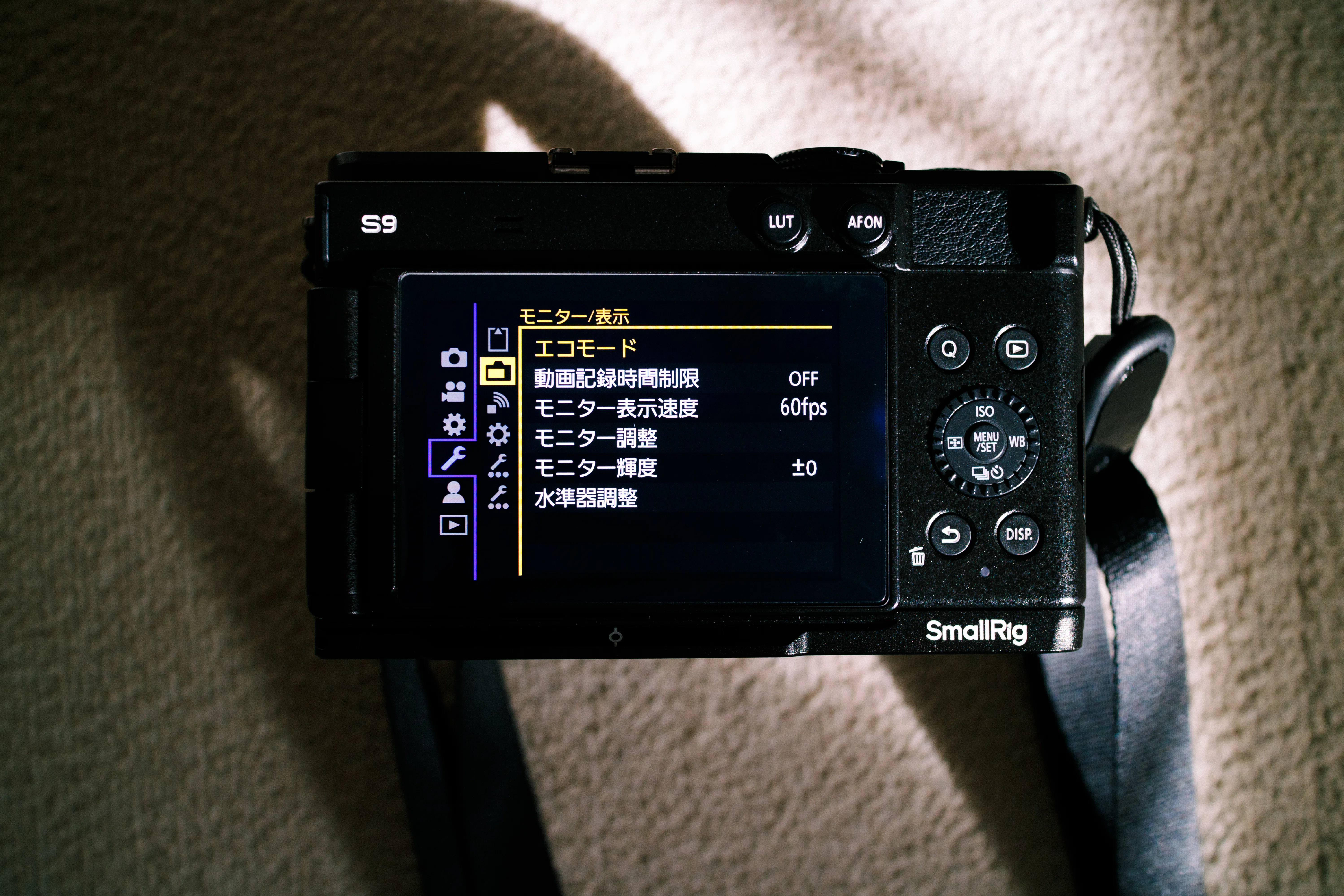 レビュー】カメラ初心者がLUMIXS9を1年使い倒した正直な感想｜オレソト