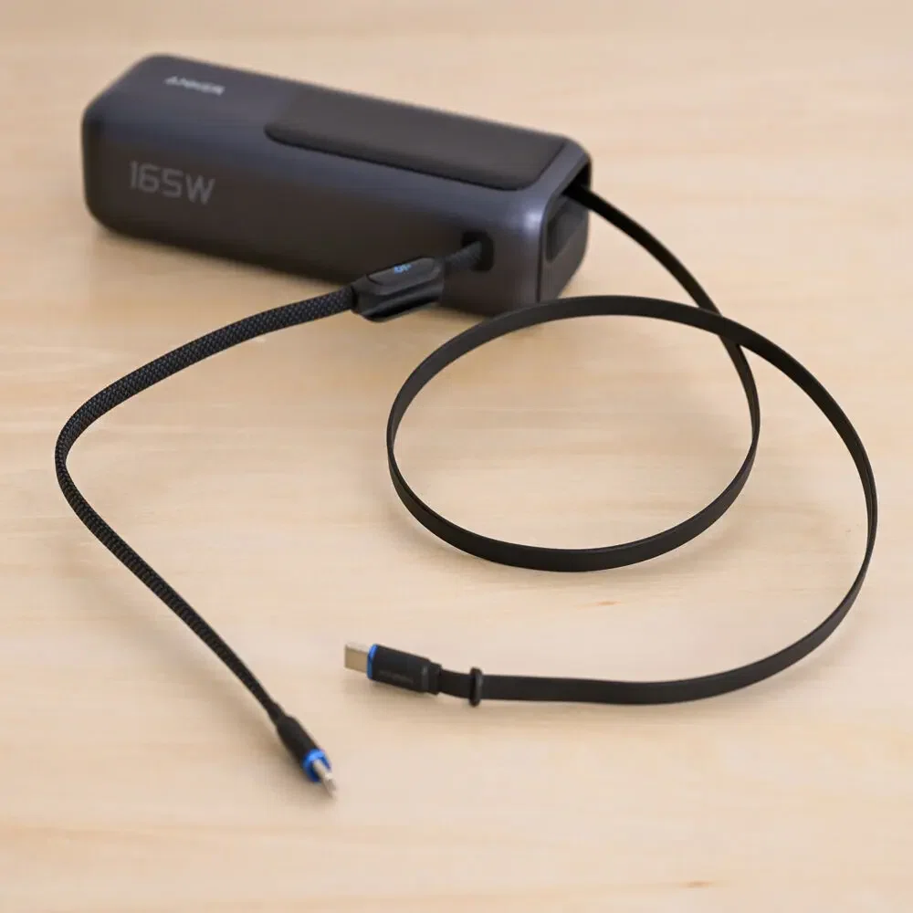 Anker Power Bank (25000mAh, Built-In & 巻取り式USB-Cケーブル)を Anker Power Bank (25000mAh, Built-In & 巻取り式USB-Cケーブル)を