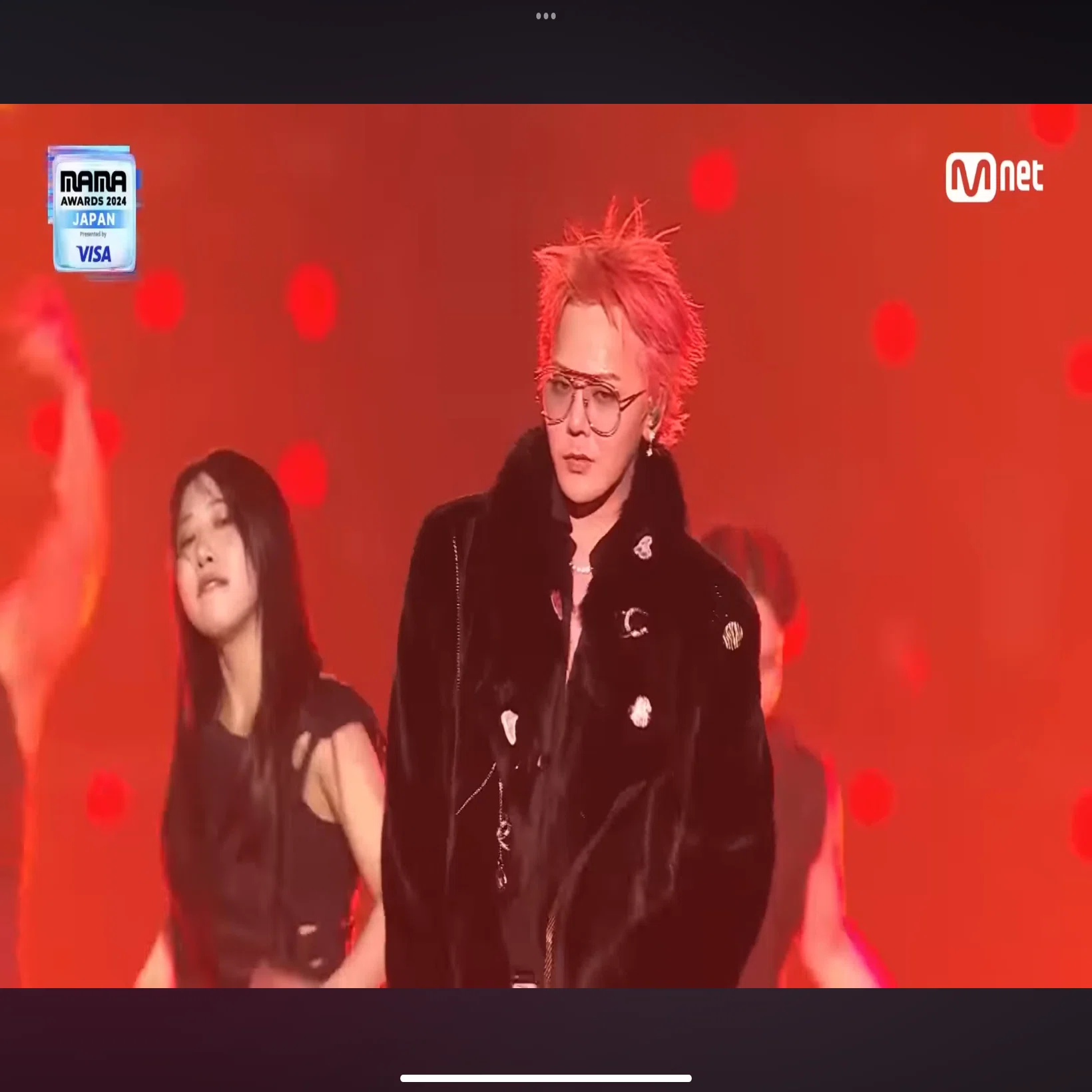 The Story of How I, Someone Indifferent to K-POP, Fell Down the
