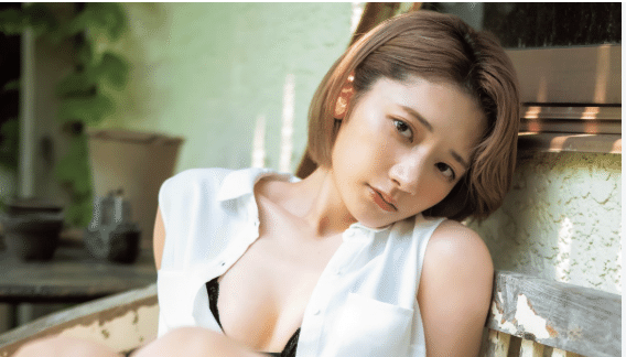 大人気コスプレイヤー】尊みを感じて桜井1st写真集『尊在証明』が12/23