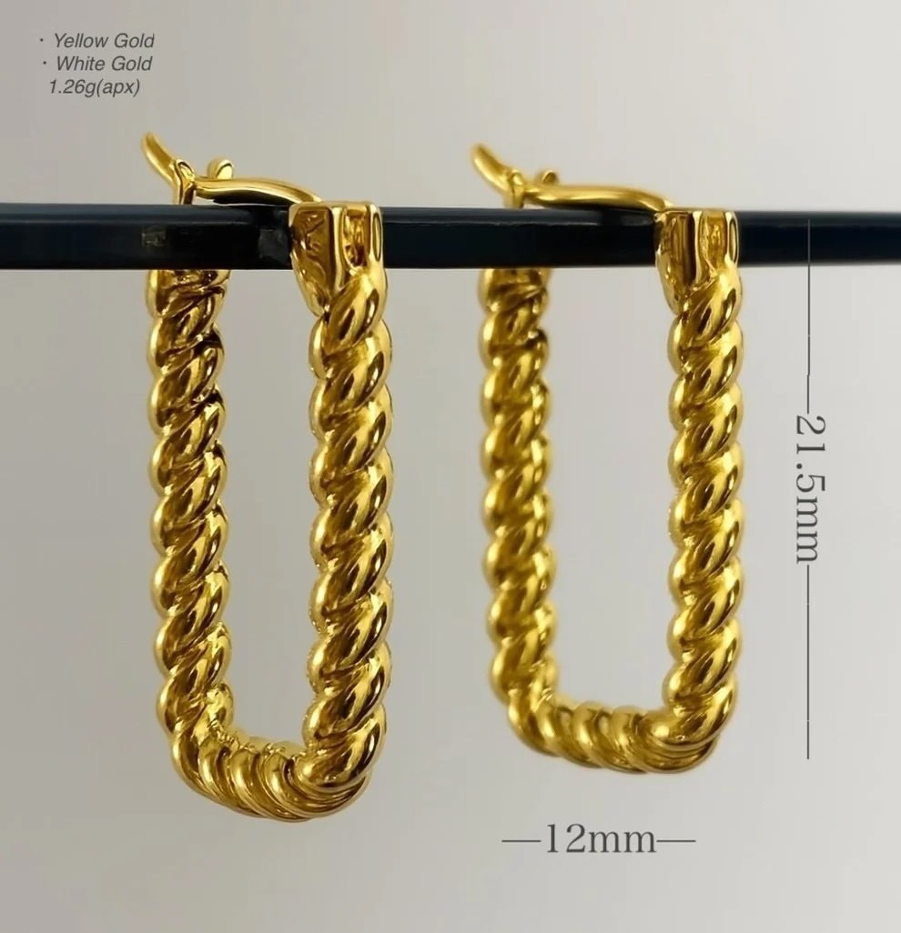 ツイストに宿る艶。K18 イエローゴールド スクエアツイスト フープ
