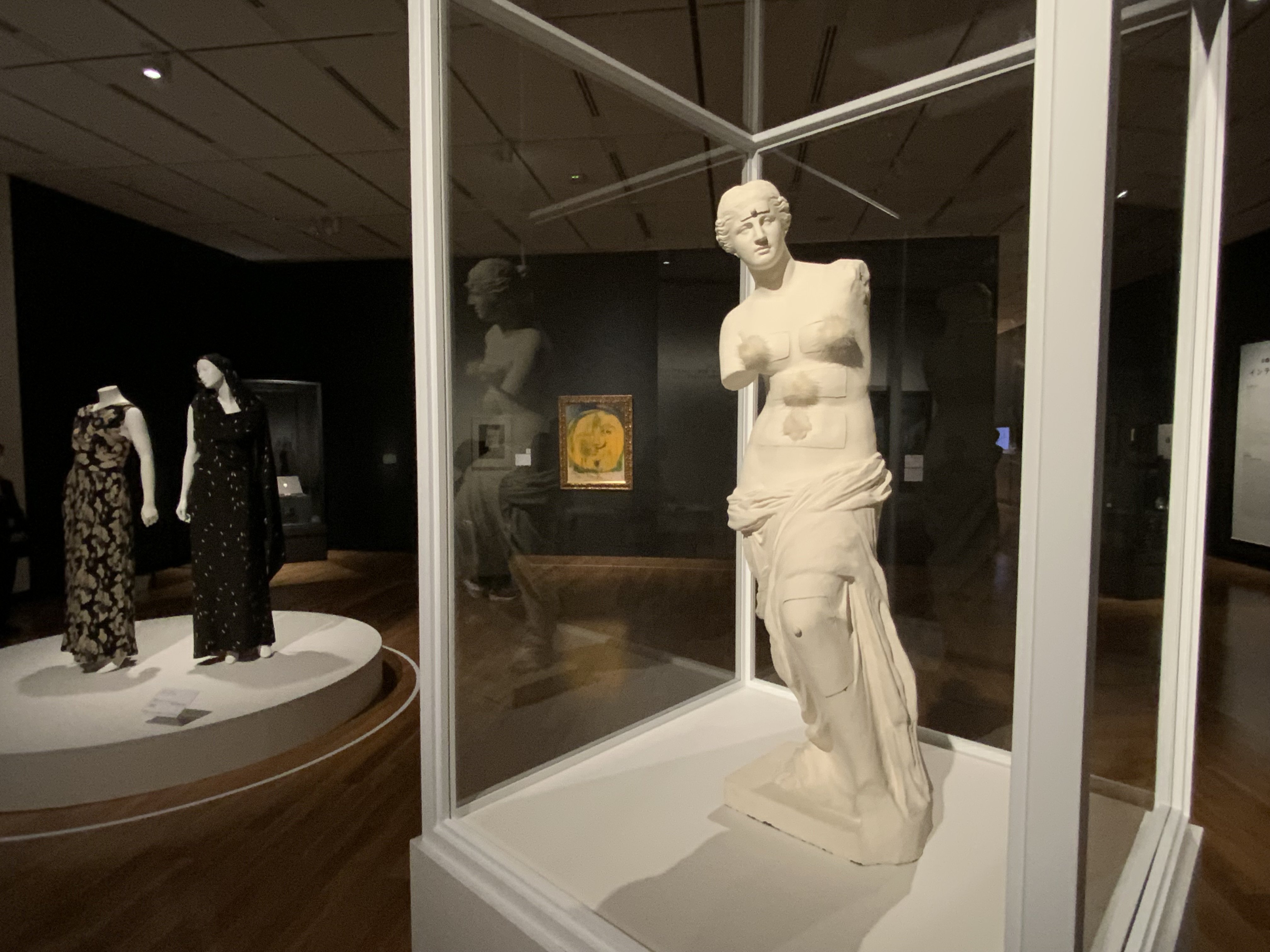 呪われたSNSと純粋な心の叫び〜100年前に予知された〈拡大するシュル