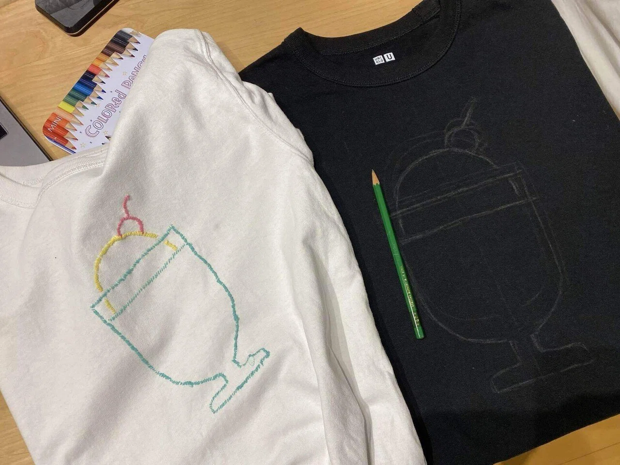 アクリル絵の具でユニクロTシャツをペイントする方法｜hideperon