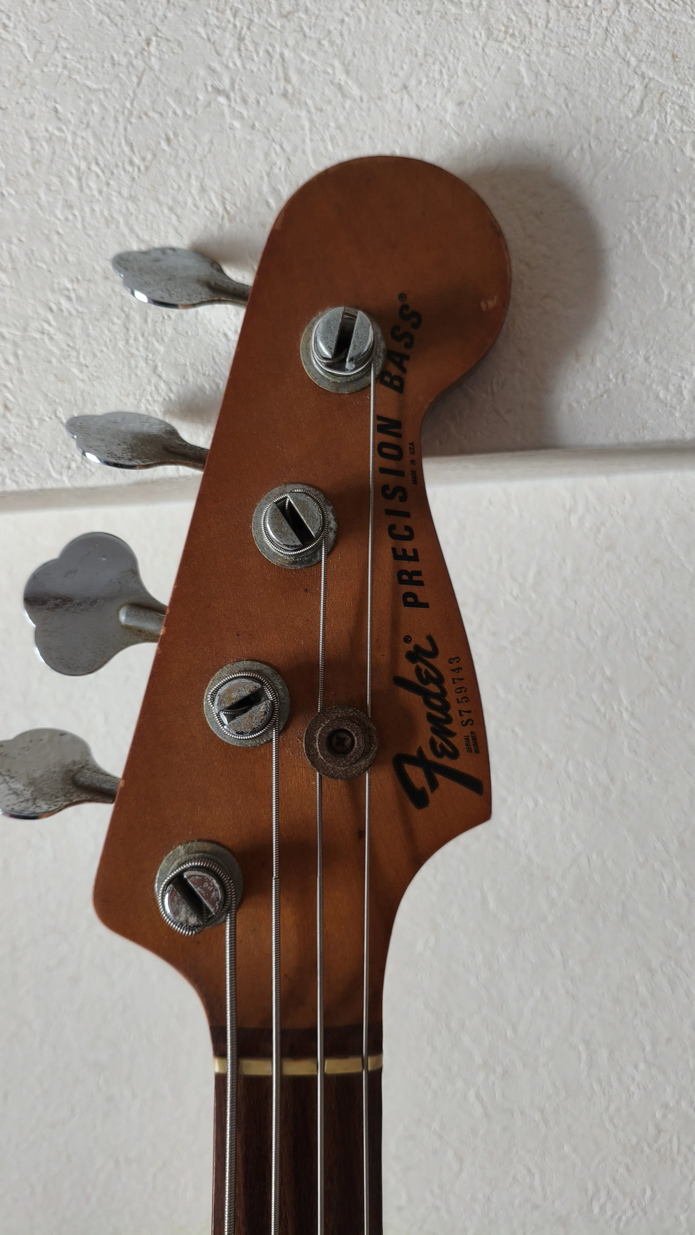 楽器紹介 第5弾 Fender 1977年製 プレシジョンベース｜おつまみ ギター