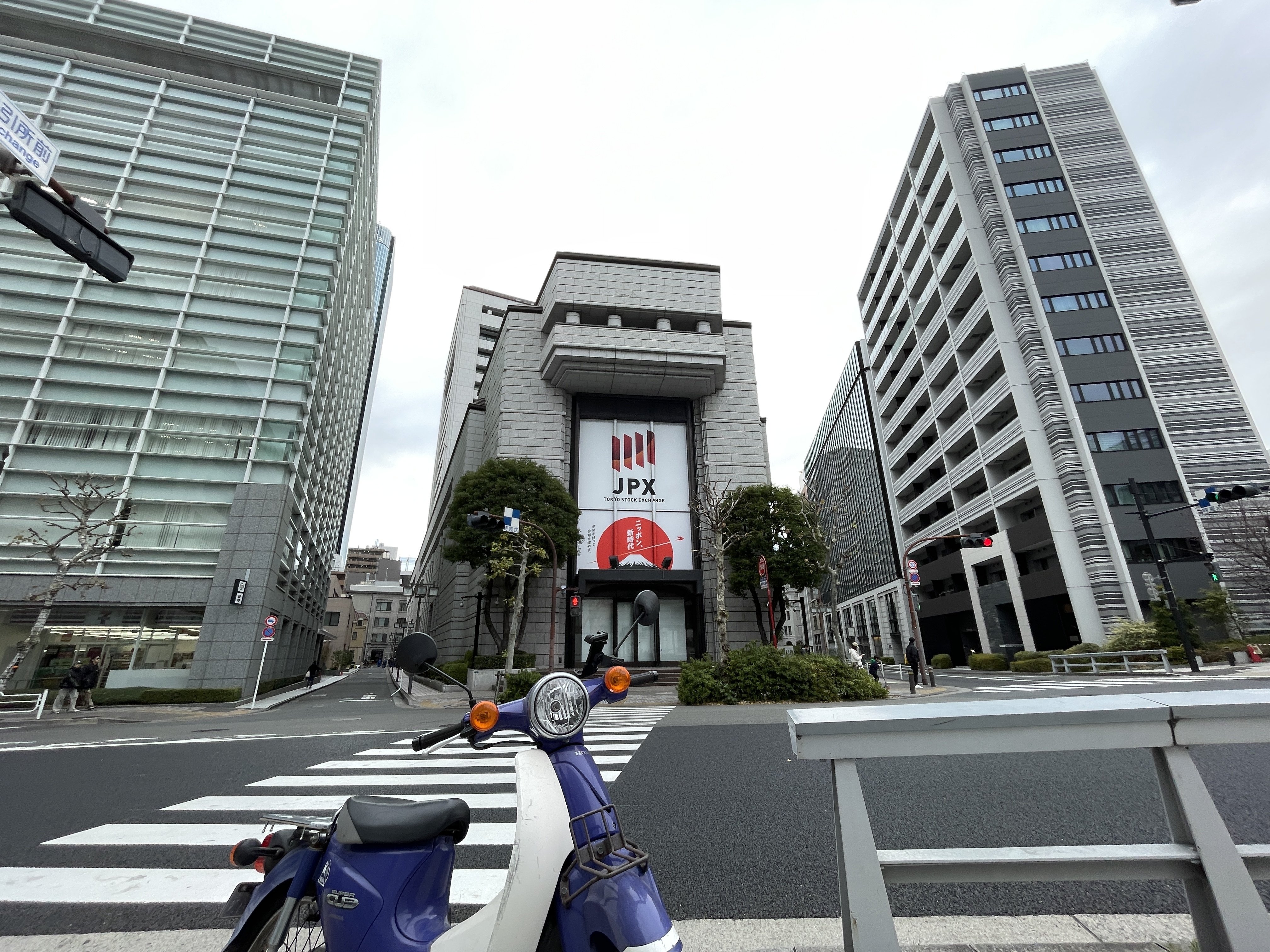 すごい博物館136】東京証券取引所：経済ニュースの株価風景が目の前に