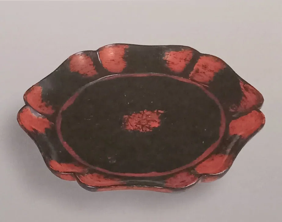 NEGORO展レポート】根来塗・赤と黒のコントラストが美しい漆器の歴史や