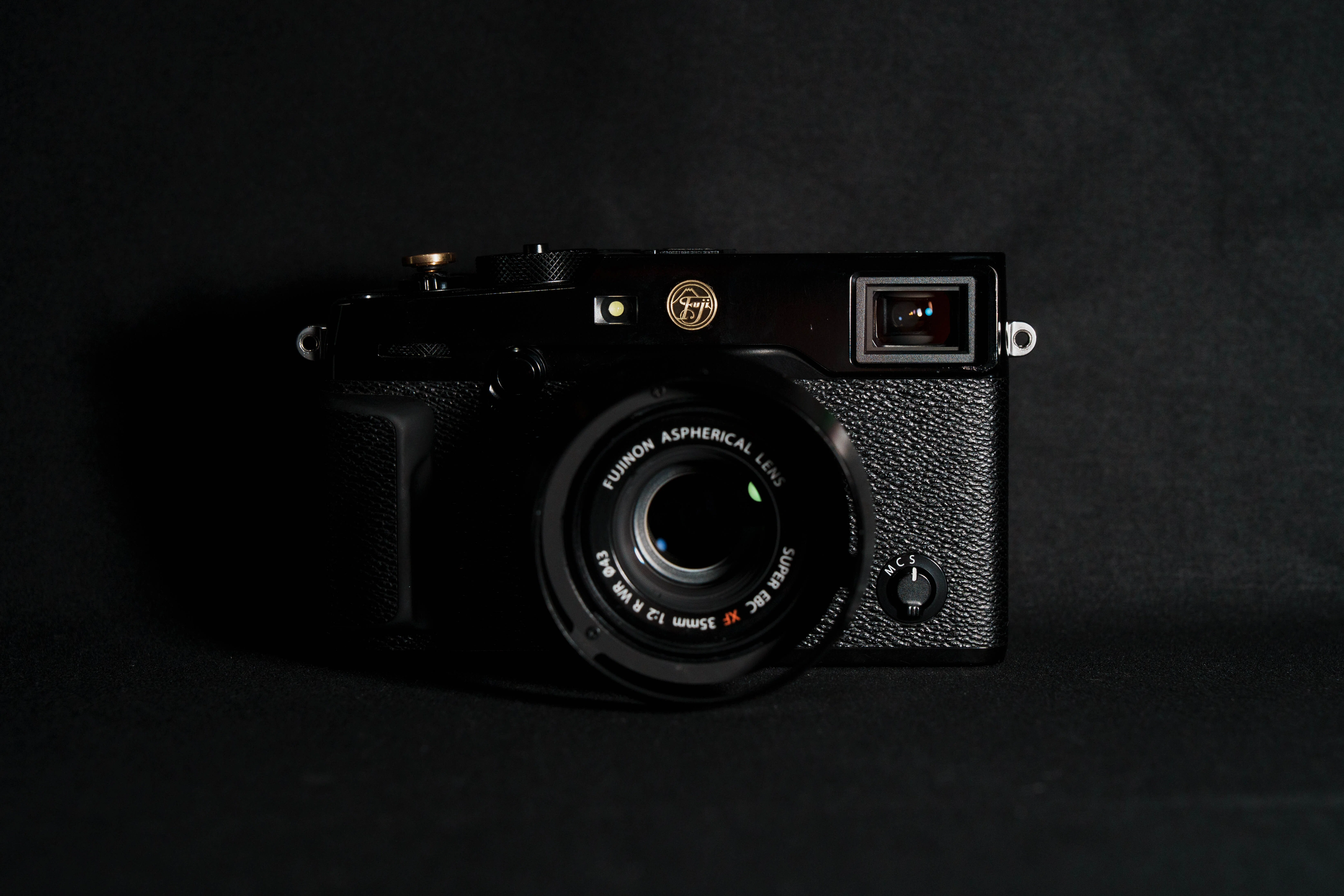 9年経って手に入れた、色褪せない名機。｜FUJIFILM X-Pro2｜Oto Hanada