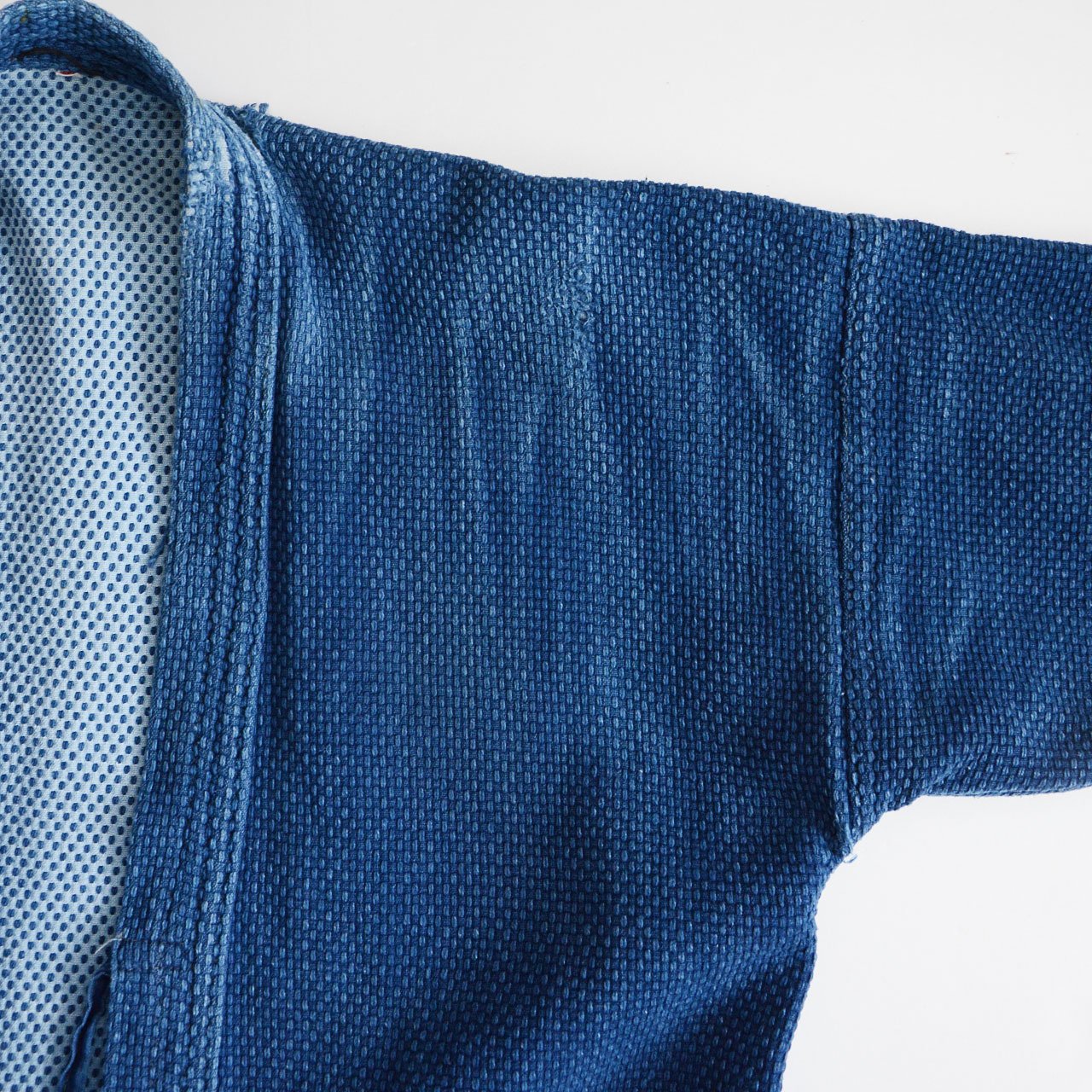 二重仕立ての剣道着という布 ― 藍染木綿が語る、実用から生まれた美