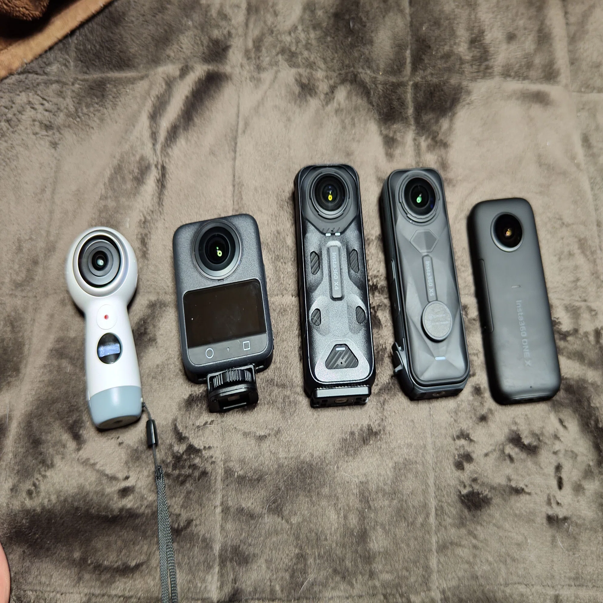 Insta360 X5がゴミになりかけた話｜大道芸人オマールえび