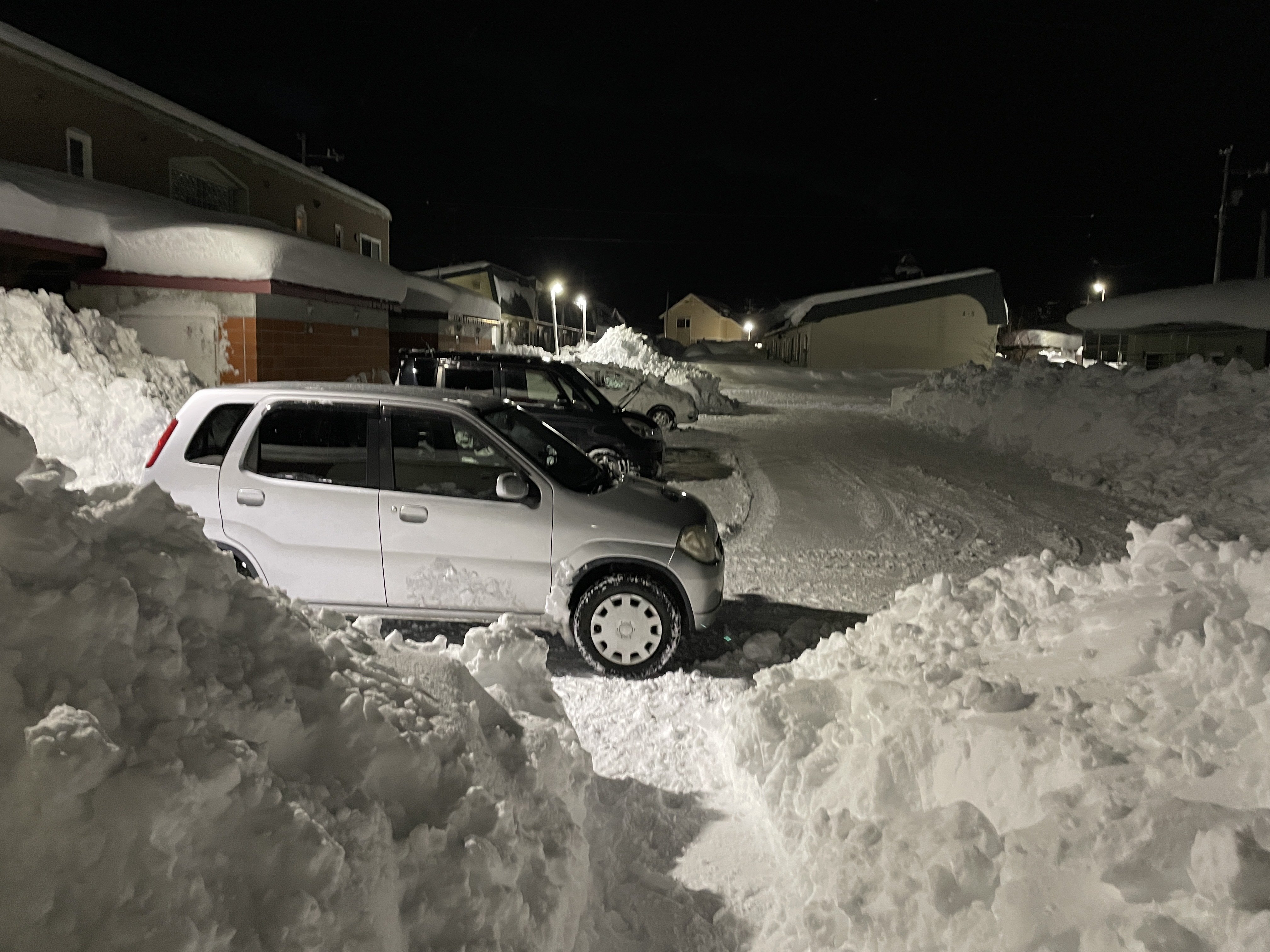 豪雪の町から、初めてのリモートワークに挑戦！誘惑だらけで「やっぱり
