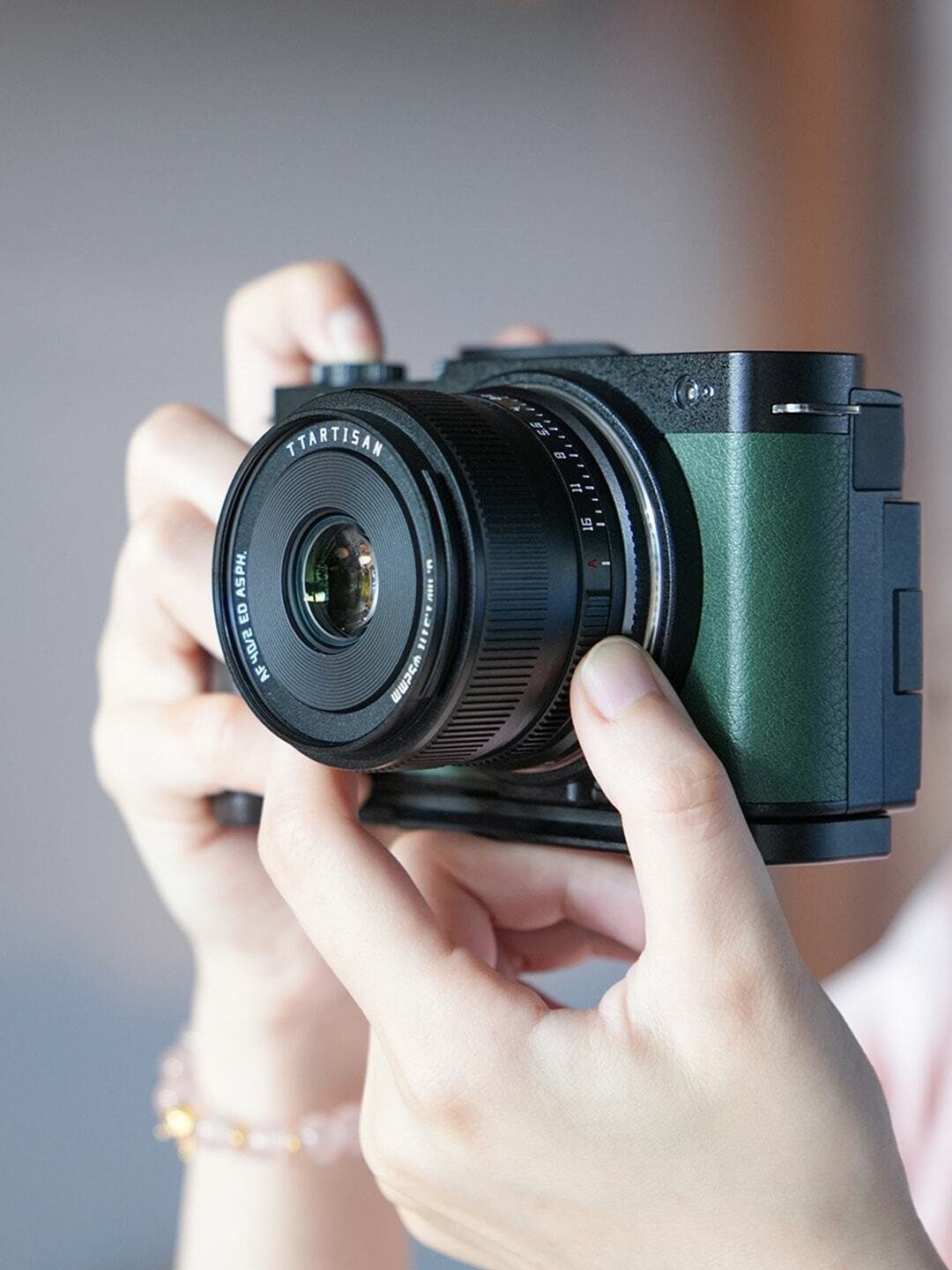 正直レビュー】LUMIX S9の「最高の相棒」爆誕！銘匠光学 TTArtisan AF