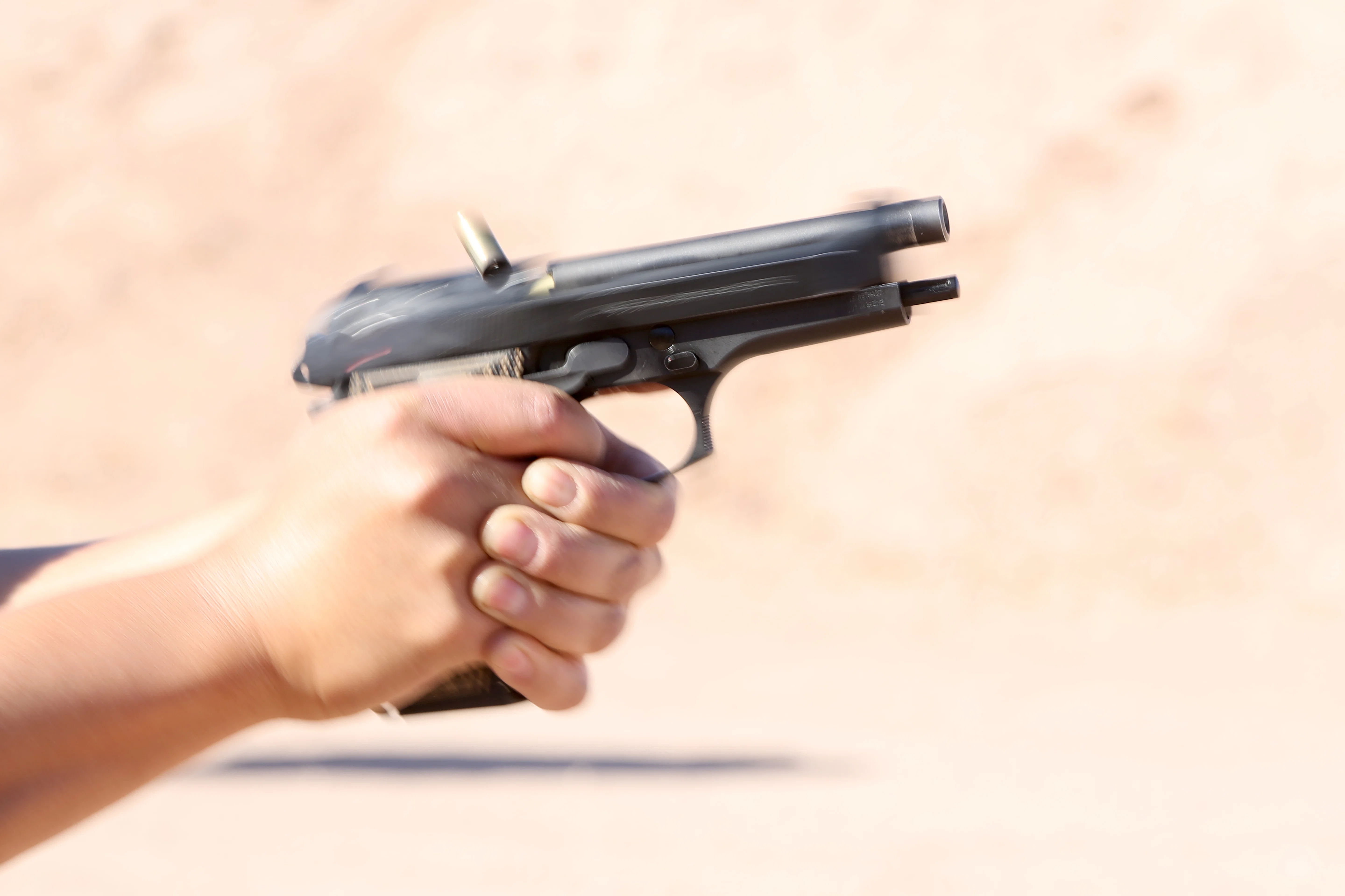 米軍M9として30年使われた拳銃が、なぜグロックに負けたのか。ベレッタ