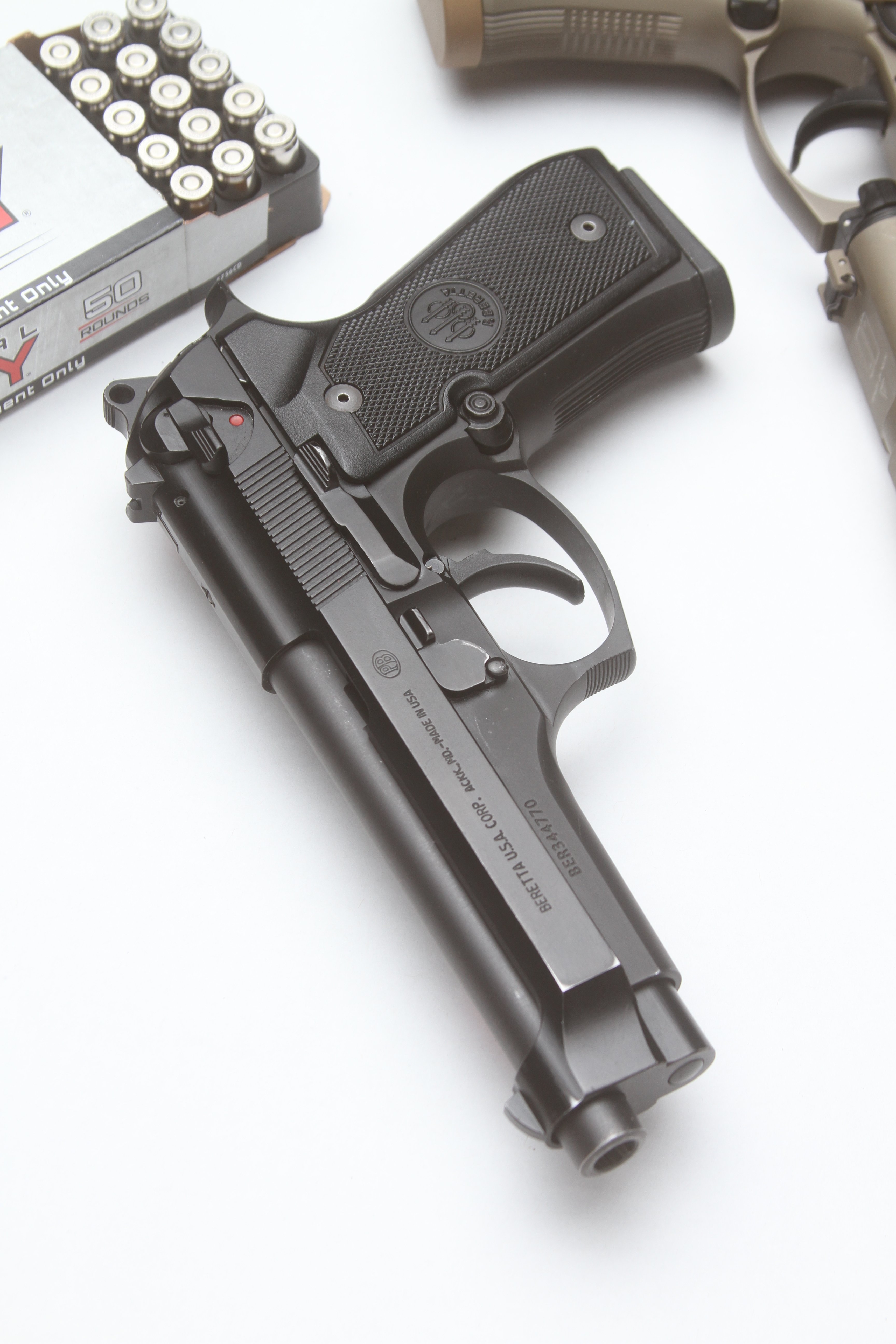 ベレッタ92を振り返る｜gunbaka SHIN ガンプロフェッショナル