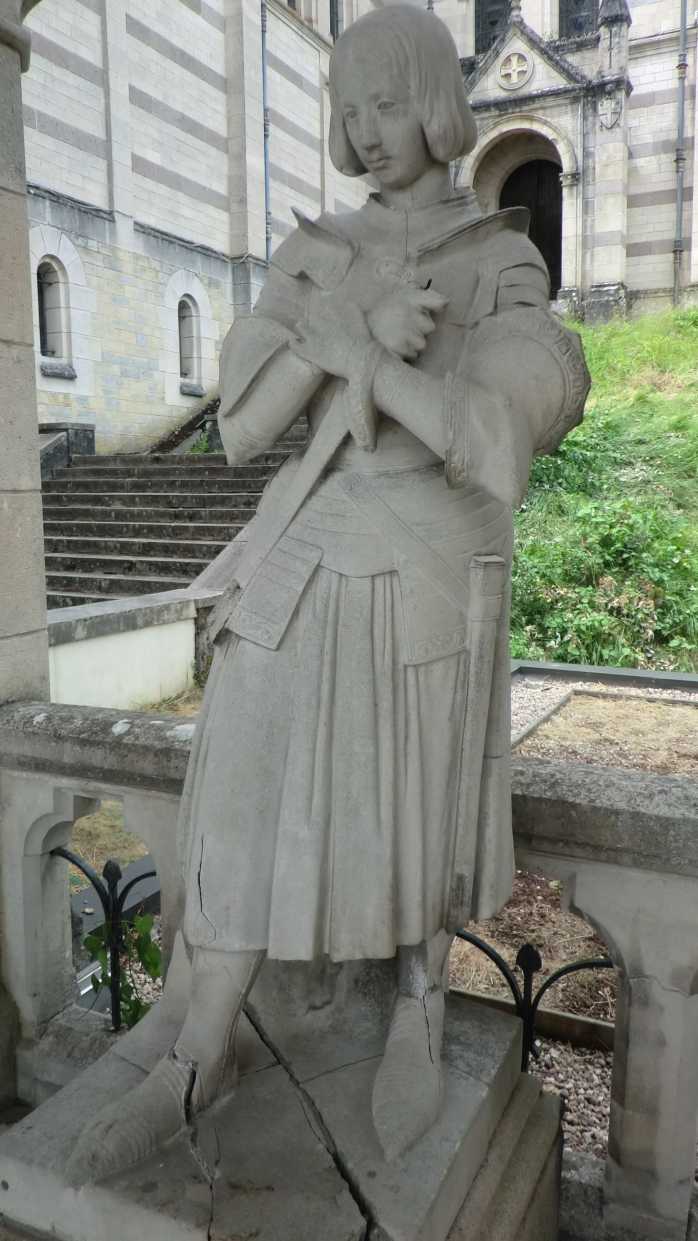 【1点限定作品】天使の退廃偶像大聖堂 /オブジェ ボワ・シュヌ大聖堂(Basilique du Bois-Chenu)｜神島真生