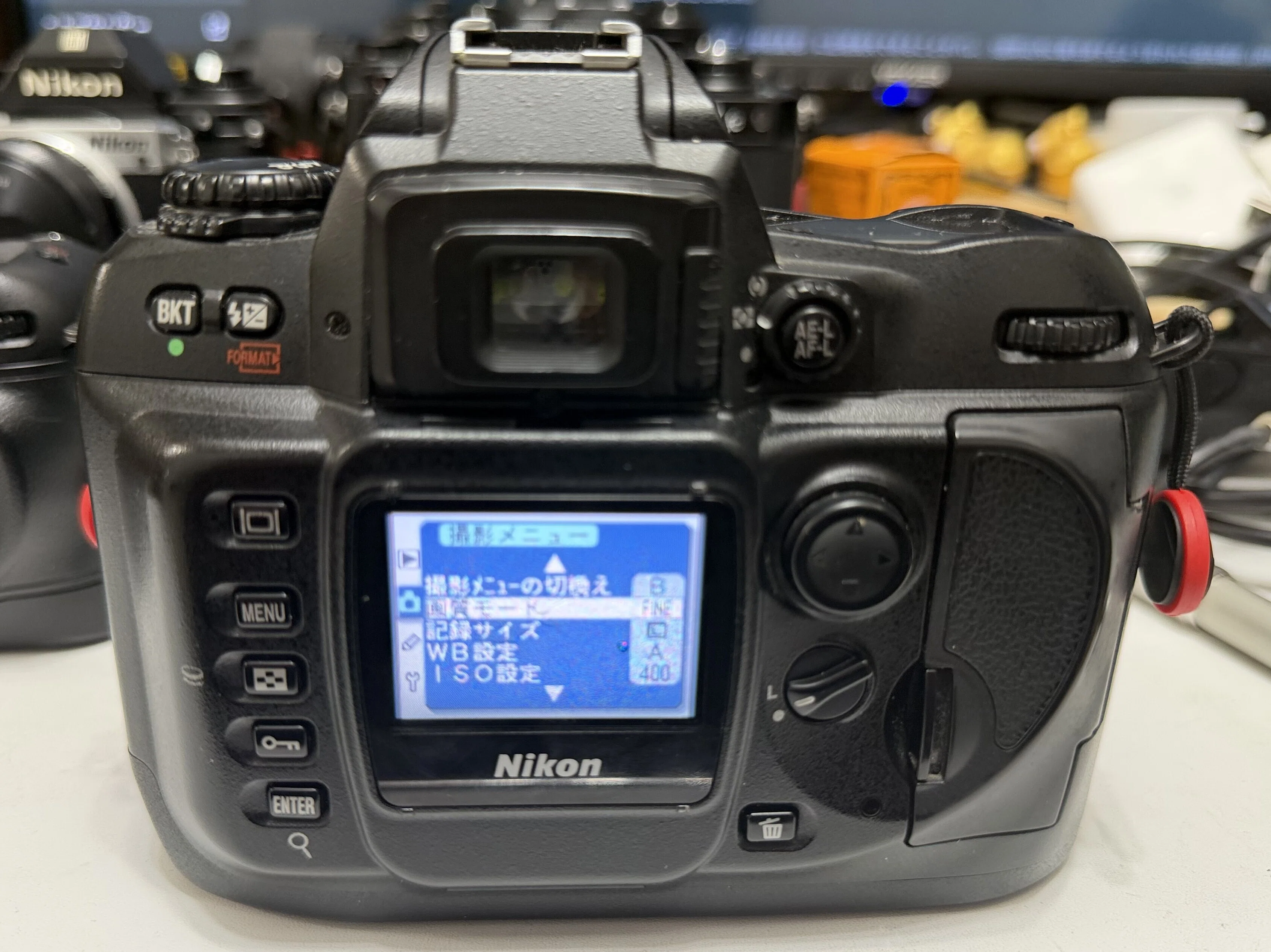 Nikon F80とD100】デジカメ黎明期｜jaguar