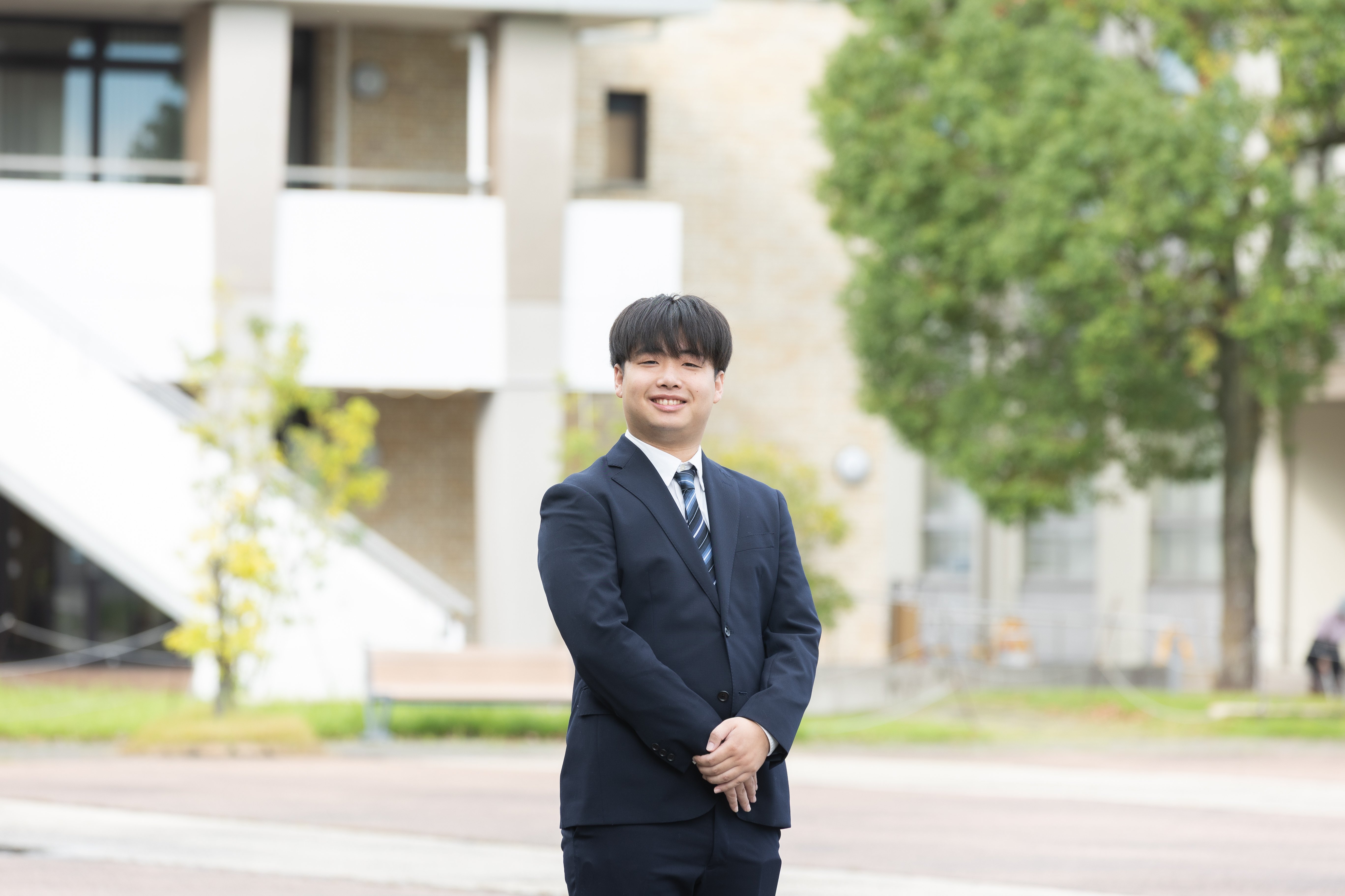 岐阜聖徳生の軌跡 教員編 山上 健佑さん｜岐阜聖徳学園大学 WEB