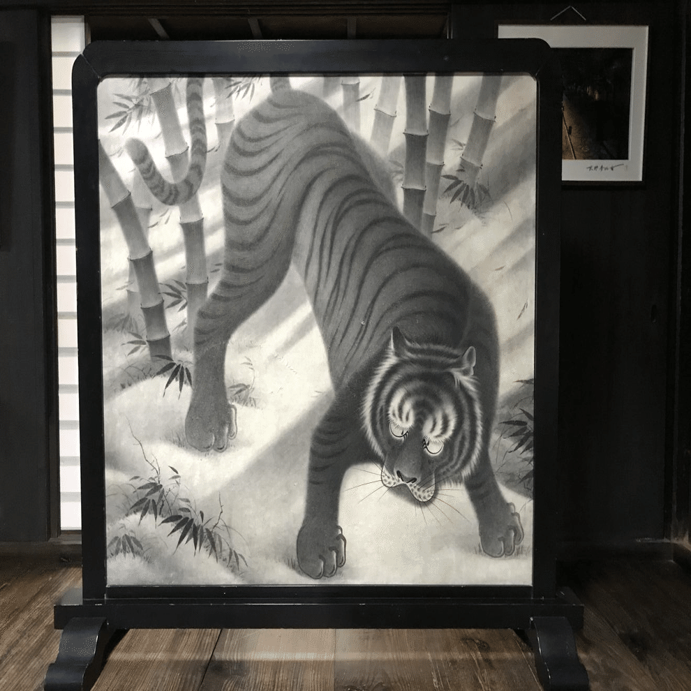 10）「藤井湧泉展――水墨雲龍・極彩猫虎」秋丸知貴評｜秋丸 知貴