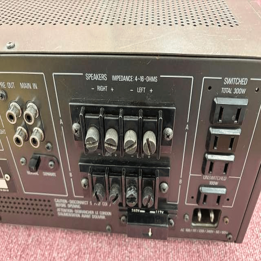 ACCUPHASE型番：E-303プリメインアンプ（トランジスター）｜【raison d