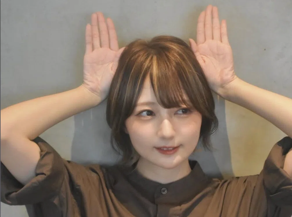 人気YouTuberのこばしりさんが最新写真集『君と、こばしりと。』を1月7日発売へ【予約&イベント情報まとめ】|タレント写真集パトロール隊📸 ...