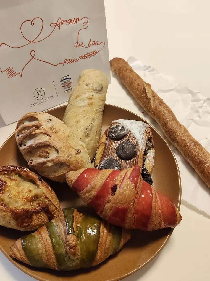 万博の後：フランス館のクロワッサンをメゾンカイザーで