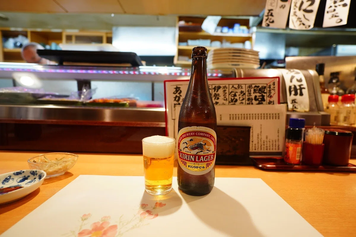 ひとり忘年会 | 大衆酒場で「豪遊」する、大人の遊び方｜塩見なゆ／Syupo公式