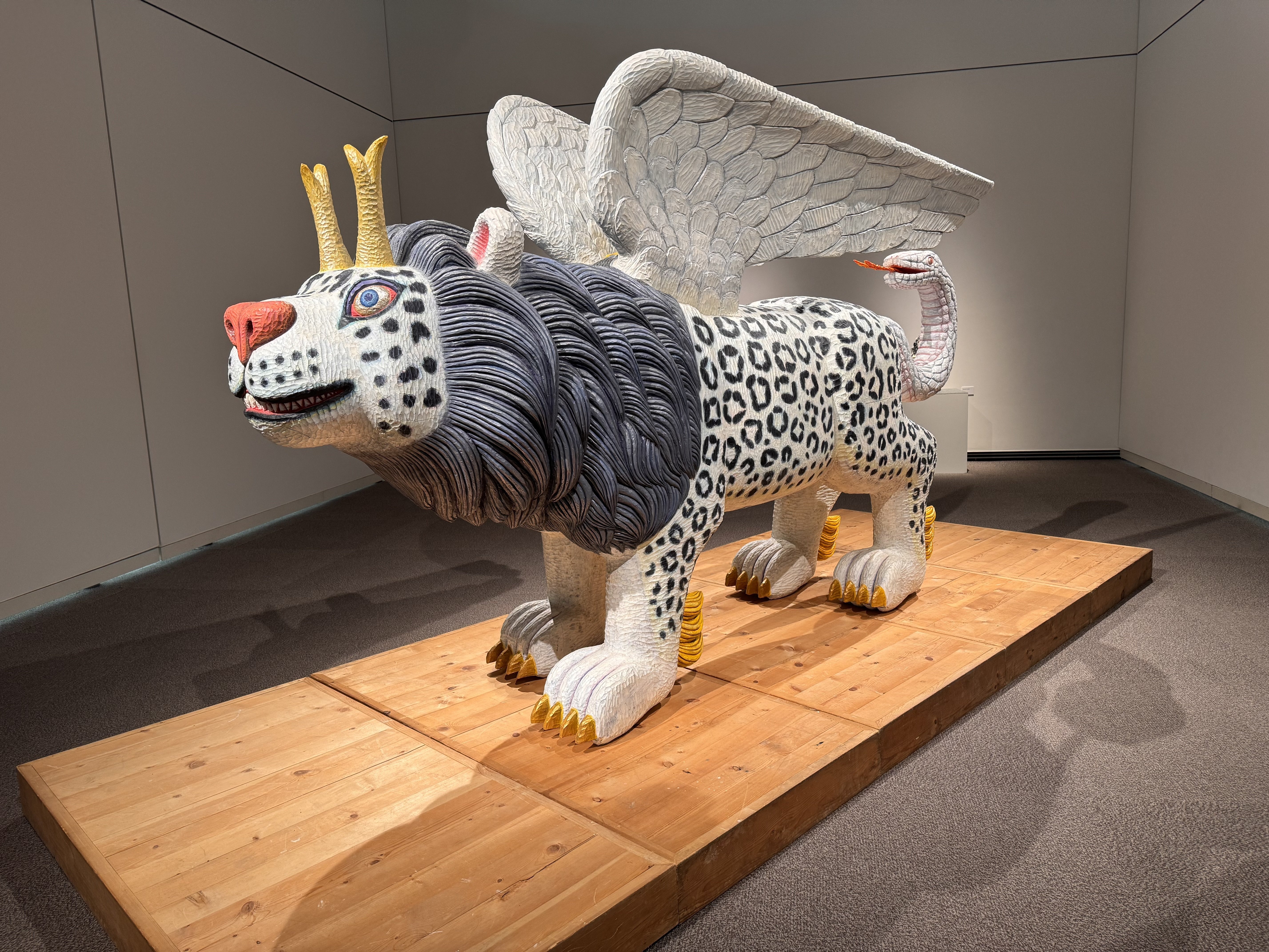 きもちがリフレッシュした日|三沢厚彦ANIMALS彫刻と絵画｜mint