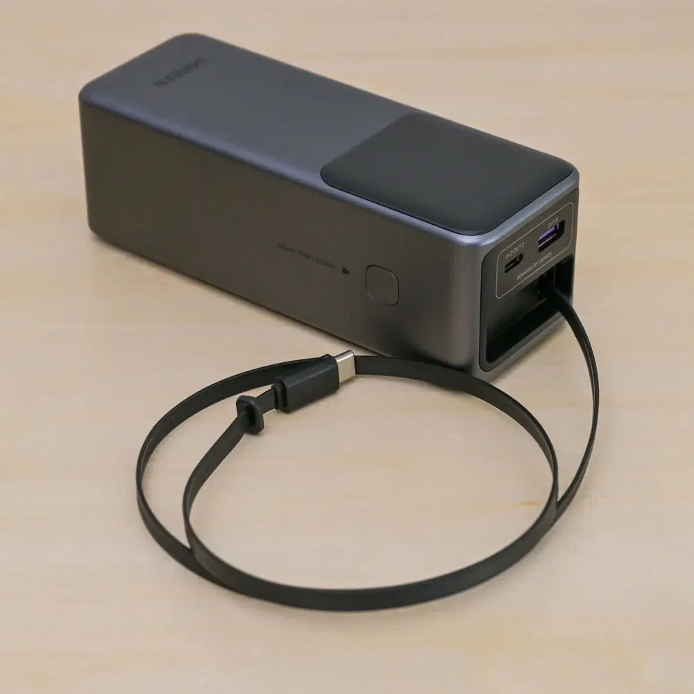 UGREEN Nexode 巻取式USB-Cケーブル内蔵 モバイルバッテリー (20000mAh