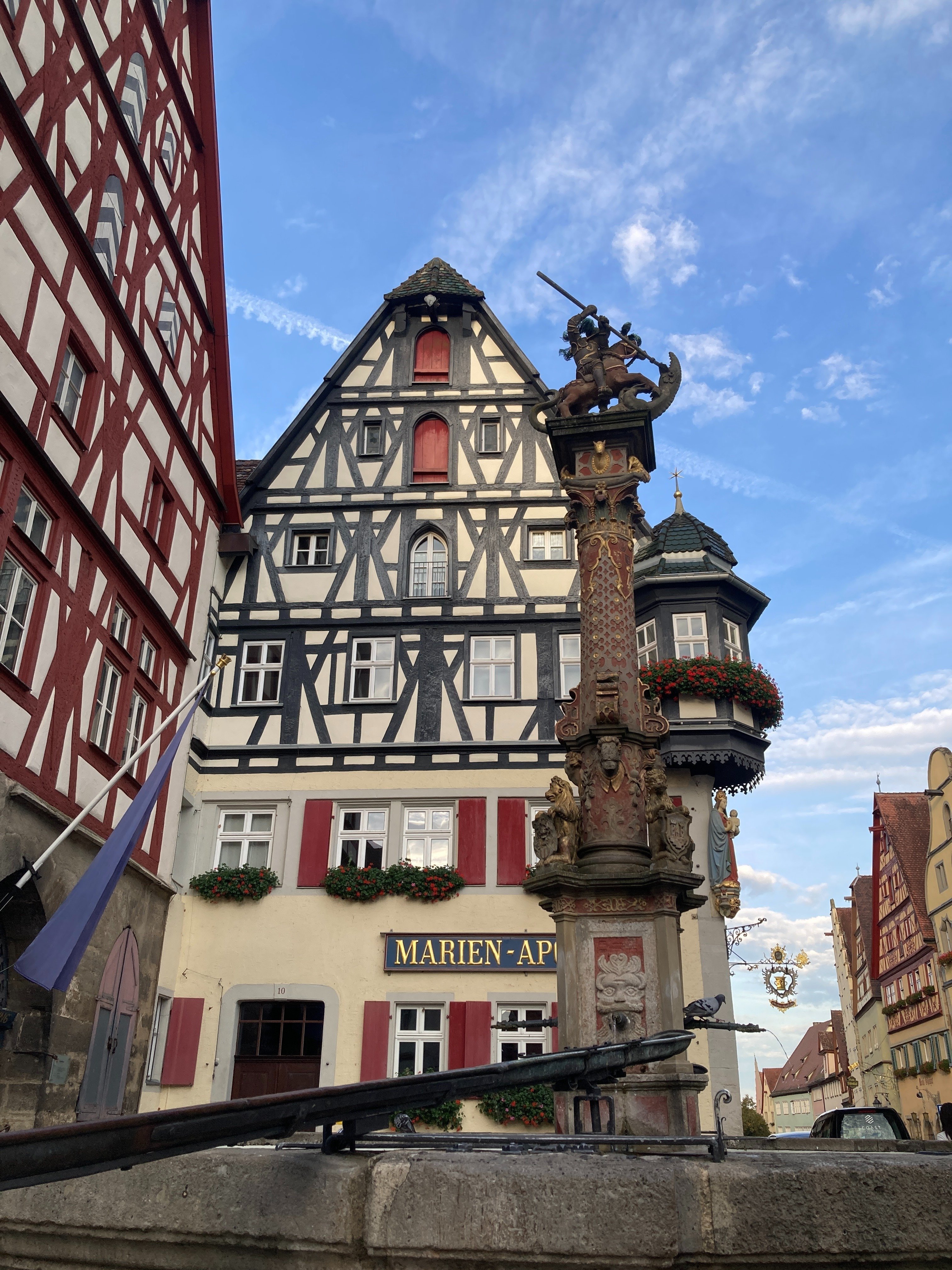 ドイツ:ローテンブルク（Rothenburg ob der Tauber）【中世の街並みを