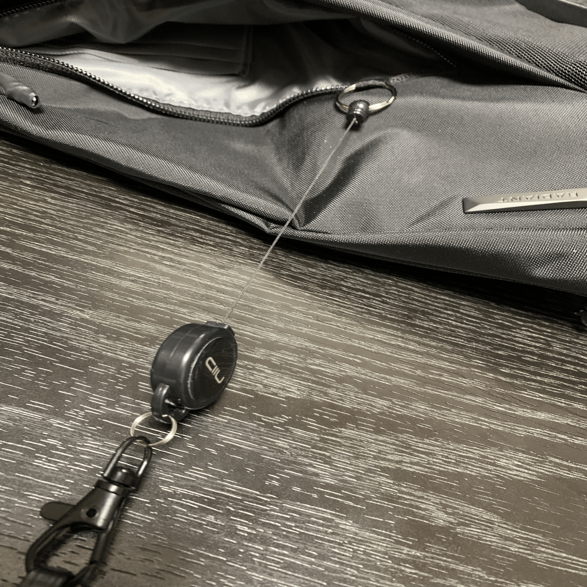 クラファン支援から5か月。FINO Vというボディバッグが想像以上に