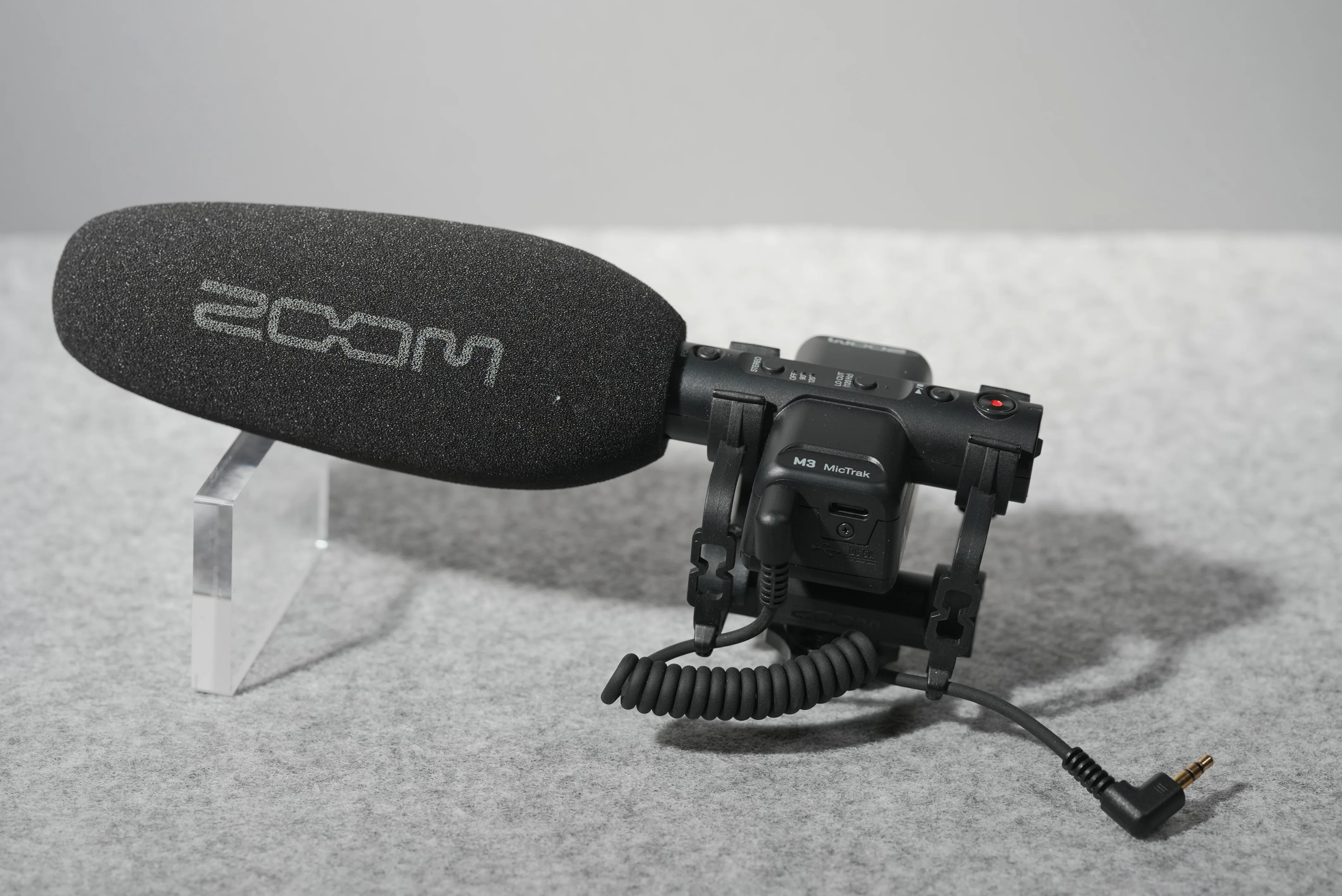 zoom M3 MicTrak オンカメラマイク Amazon.com: Zoom M3 MicTrak On-Camera Shotgun Microphone/Recorder