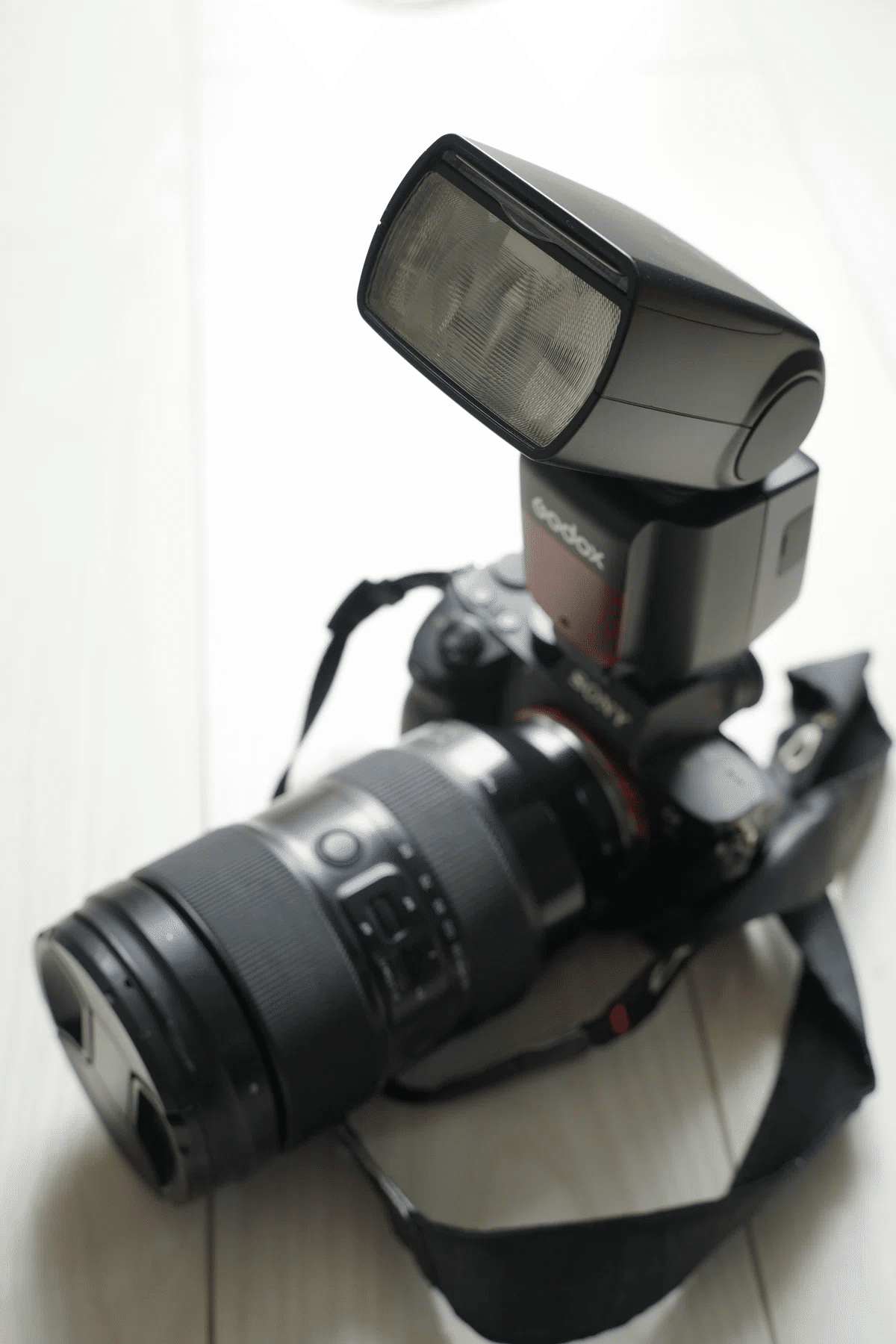 最新版】カメラ初心者におすすめのストロボ11選｜最初の1台で失敗