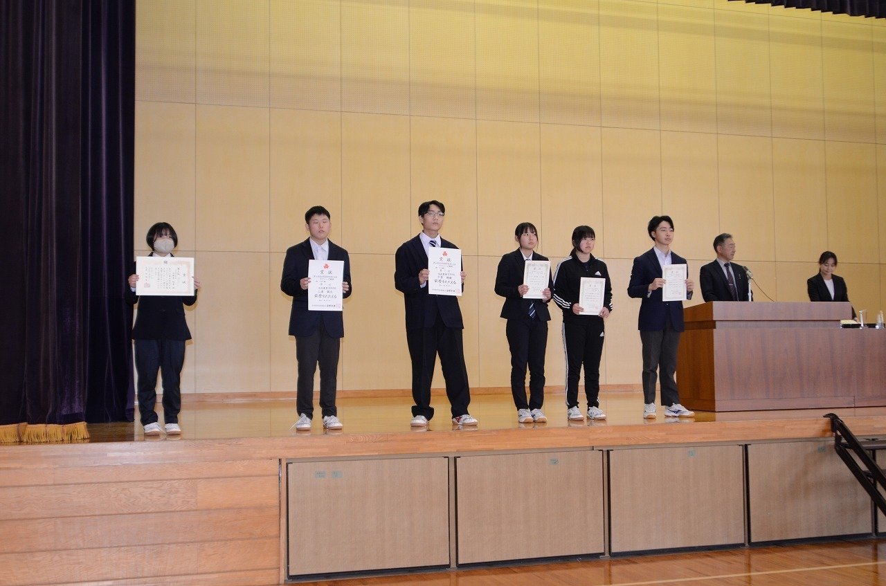 令和7年度冬季休業前賞状伝達式／終業式｜岩手県立水沢農業高等学校